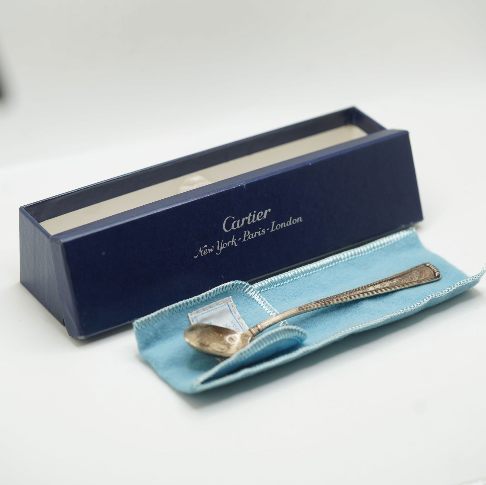CARTIER Childs Spoon Sterling Silver 21.35 Grams, With Original Box (1 of 13)