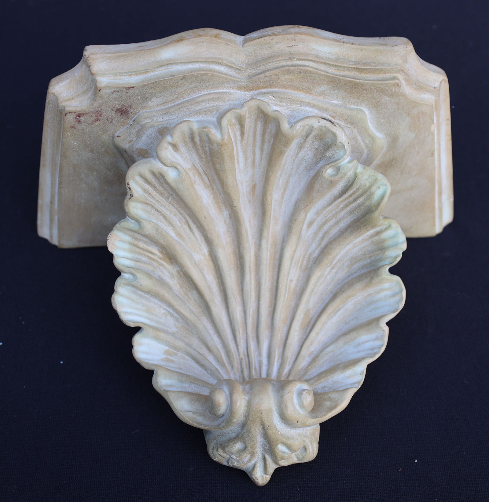 Shell Form Decorator Bracket Shelf in Hard Composition 7.5 in. x 10.5 in. x 6.25 in. (1 of 4)