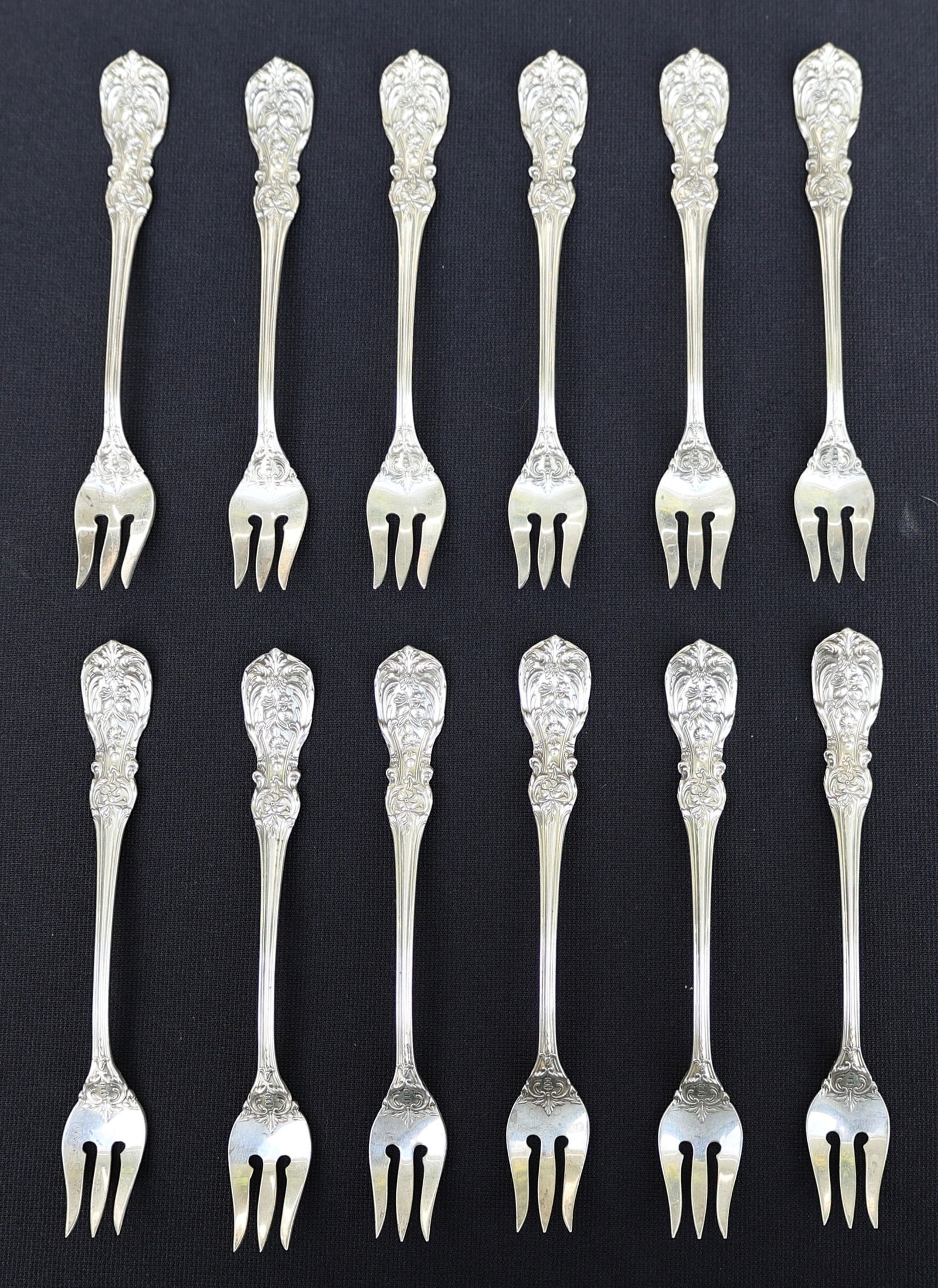 270.8 Grams "Francis 1st" Sterling Silver Reed and Barton Set of 12 Salad Serving Forks (1 of 10)