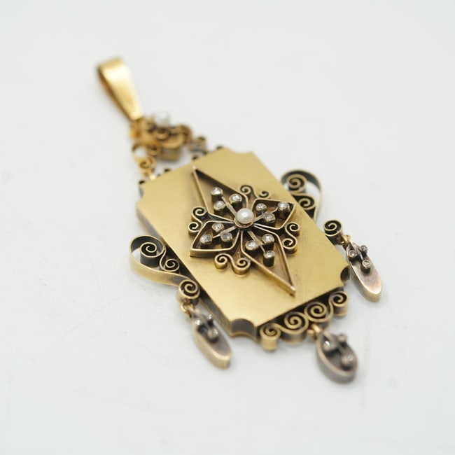 13.32 DWT 18K GOLD Pendant Locket With 22 Mine Cut Diamonds Circa 1800s Edwardian (1 of 16)