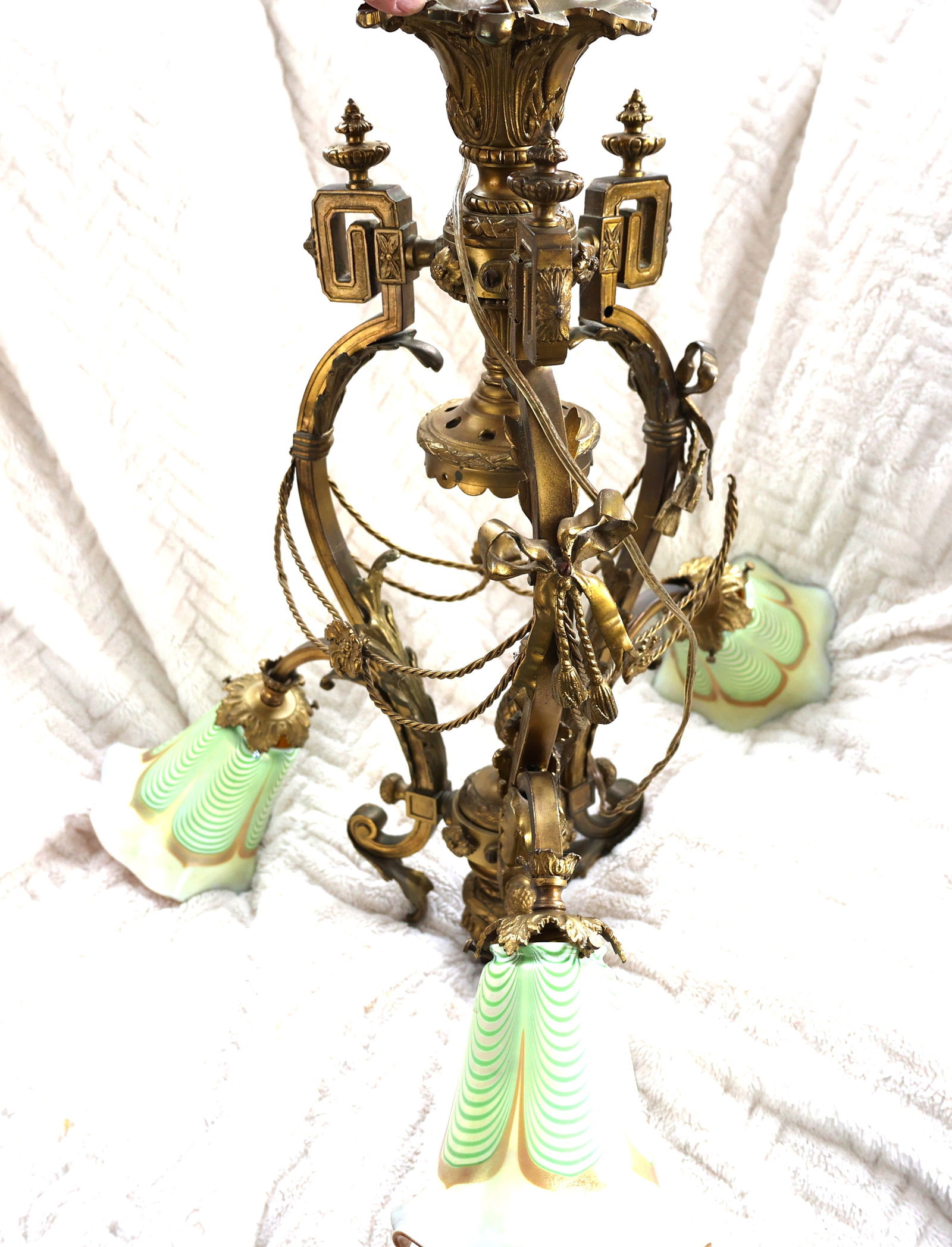 High Quality Antique French Bronze Chandelier 3-Light with 3 Pull Feather Art Glass Shades (1 of 18)