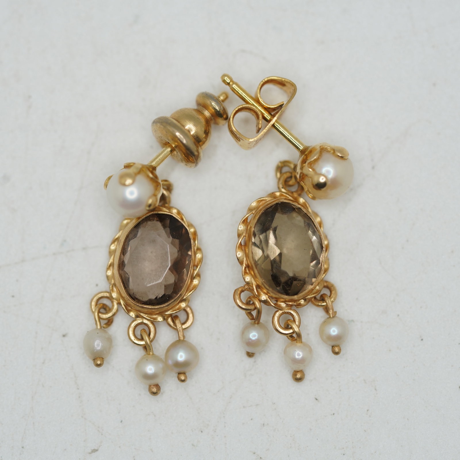 14K Gold Smokey Citrine with Genuine Freshwater Pearls Earrings 1 in. x 3/8 in.: 14K Gold Smokey Citrine with Genuine Freshwater Pearls Earrings 1 in. x 3/8 in.