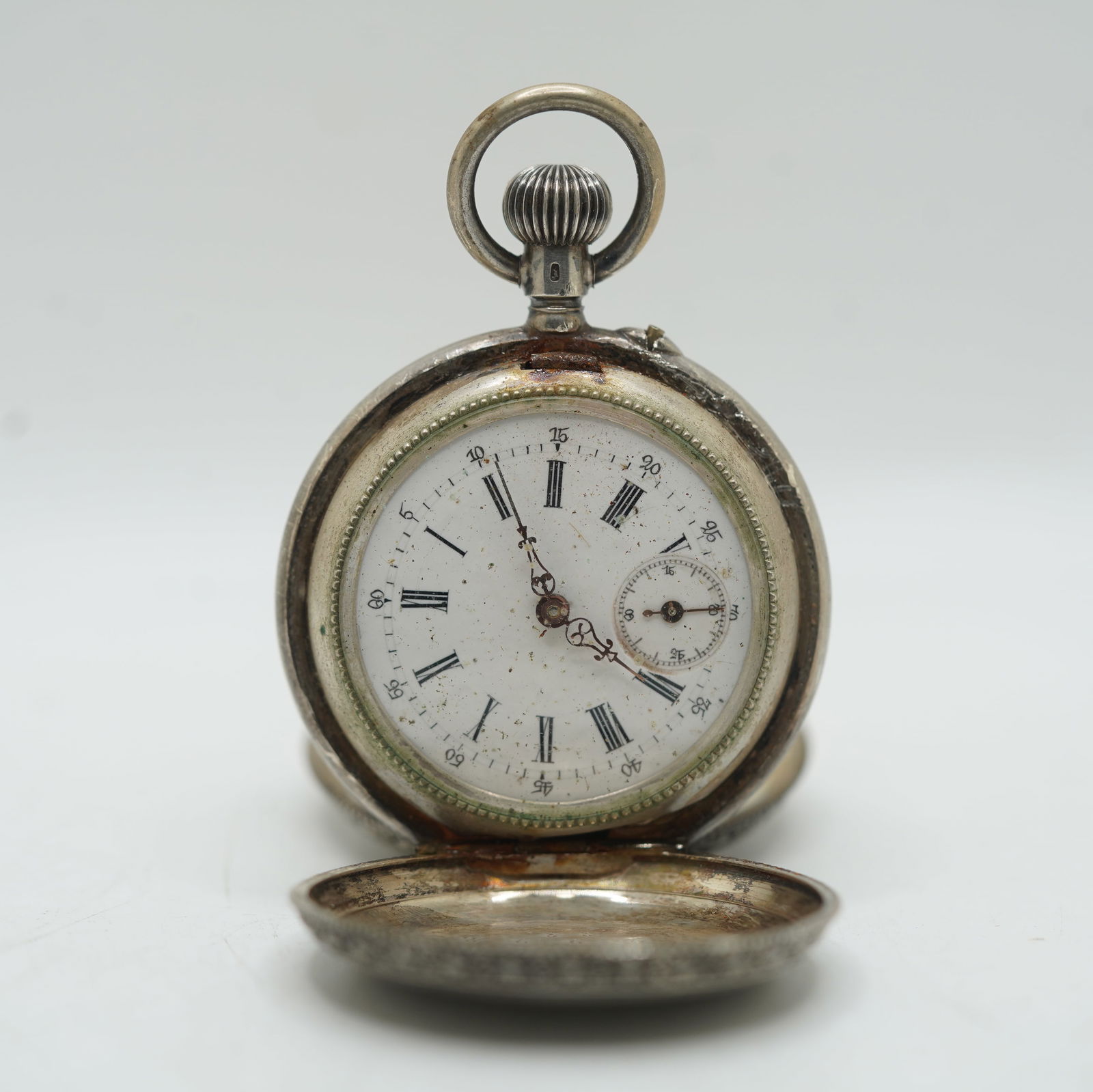 800 Silver Antique Ladies Pocket Watch Ebgraved Hunting Case, 1 1/2 in. Diameter: 800 Silver Antique Ladies Pocket Watch Ebgraved Hunting Case, 1 1/2 in. Diameter