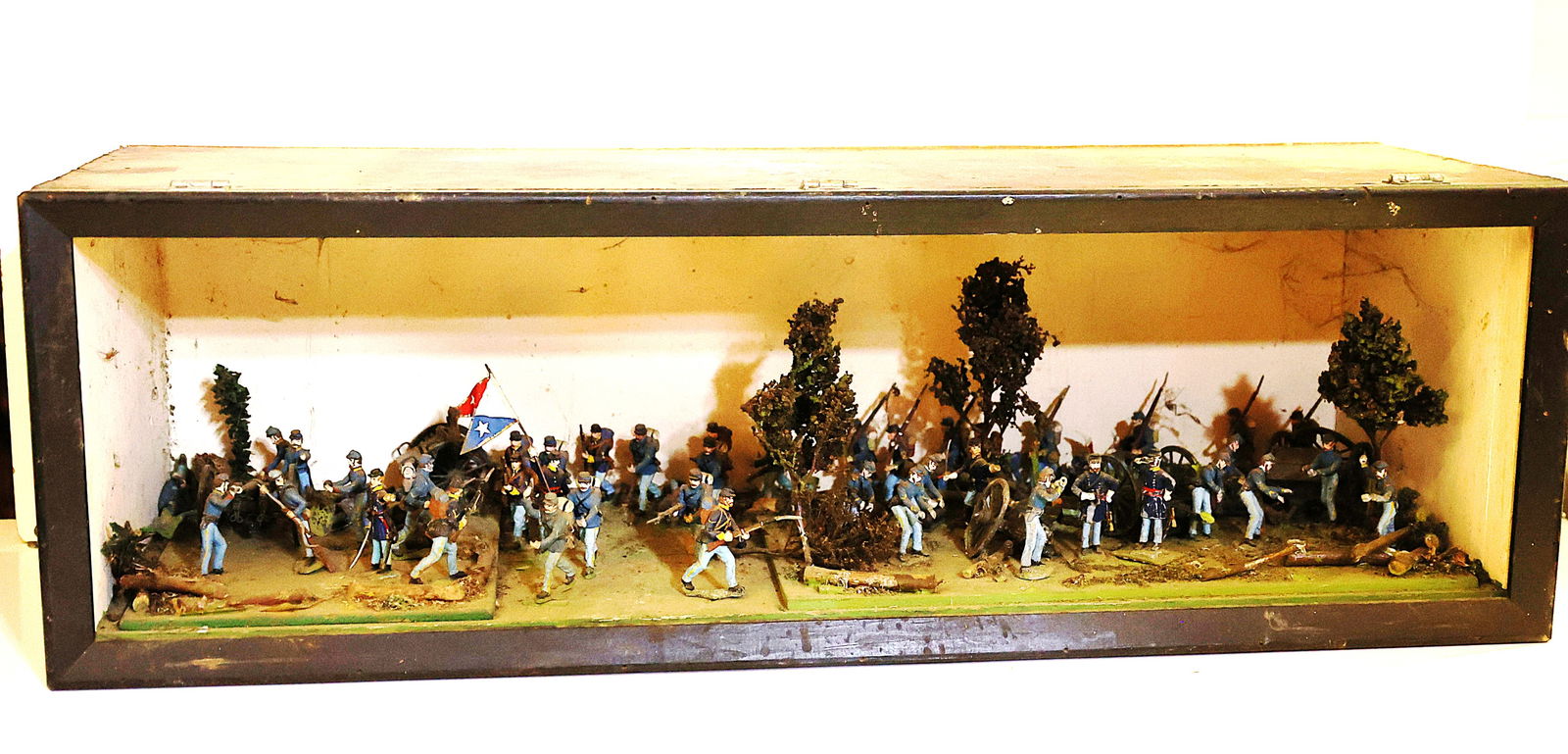 Antique Diorama of Cast Lead Metal Calvary Figures in Wood Cabinet Case (1 of 9)