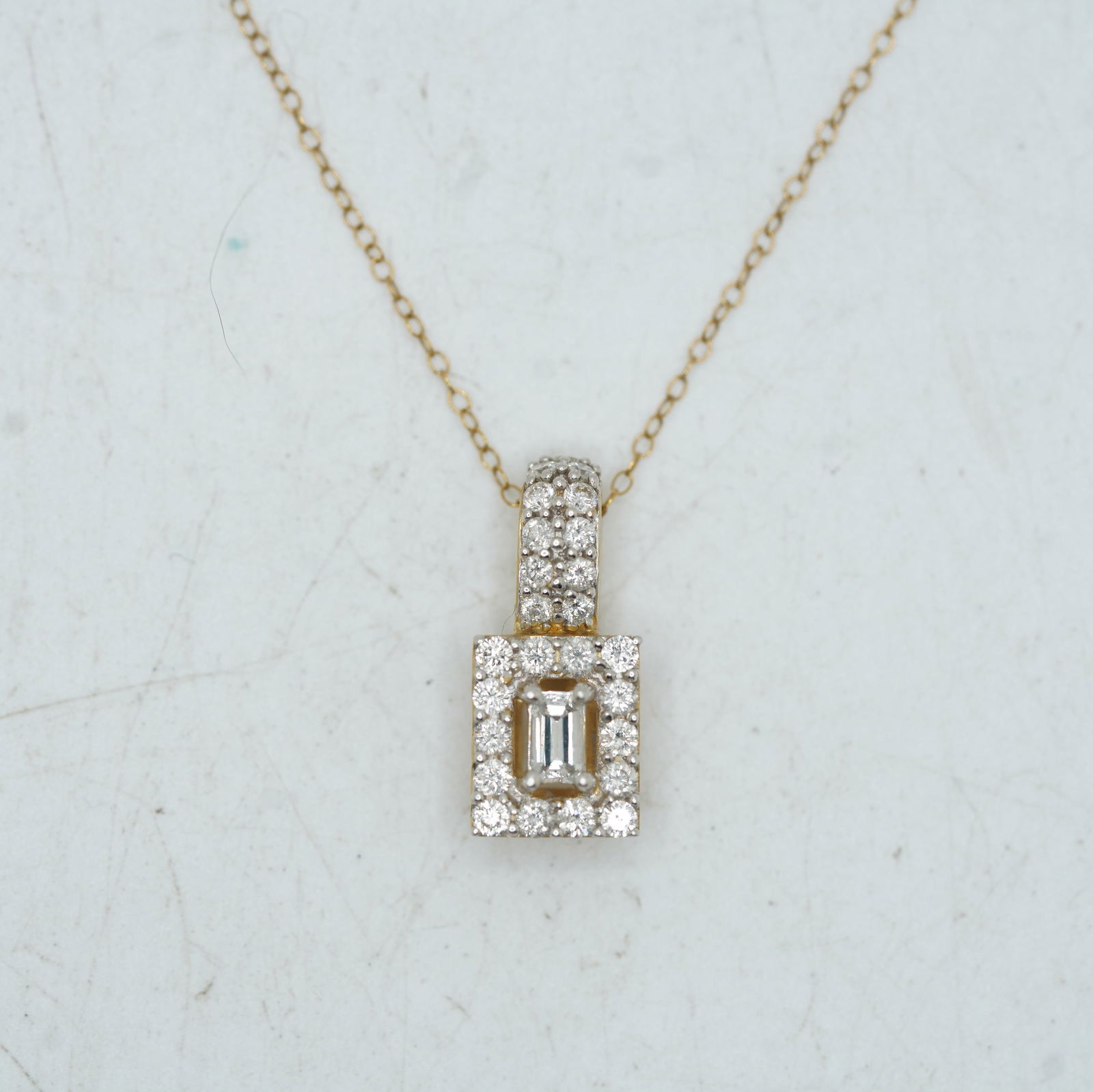 1.80 DWT, 14K Gold SR Diamond Center Pendant Necklace, Pendant 3/4 in. x 3/8 in., Chain 16 in. (1 of 8)