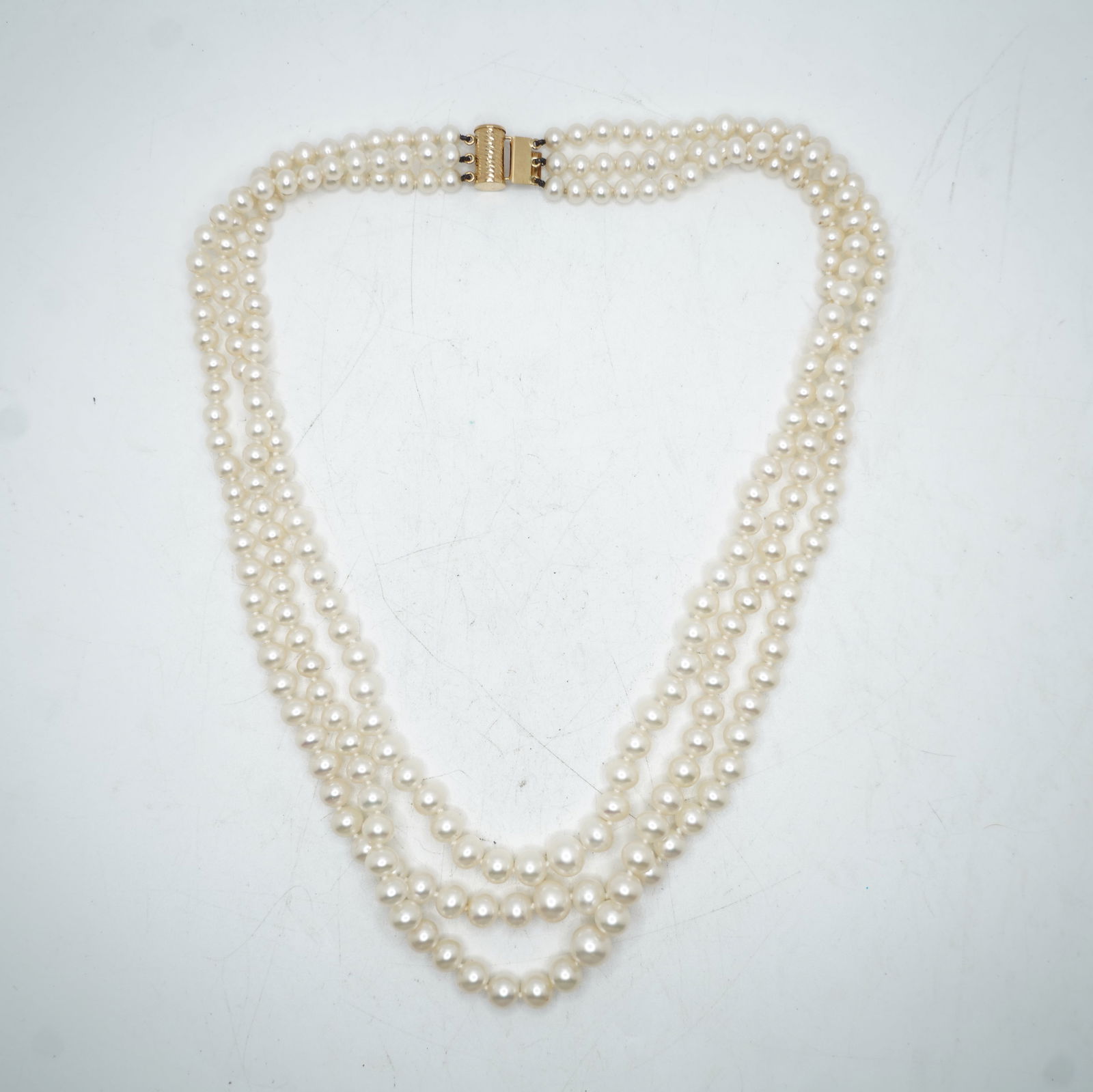 14K Gold, 3-Strand Graduated Pearl Necklace 18 inches x 1/4 in. (1 of 7)