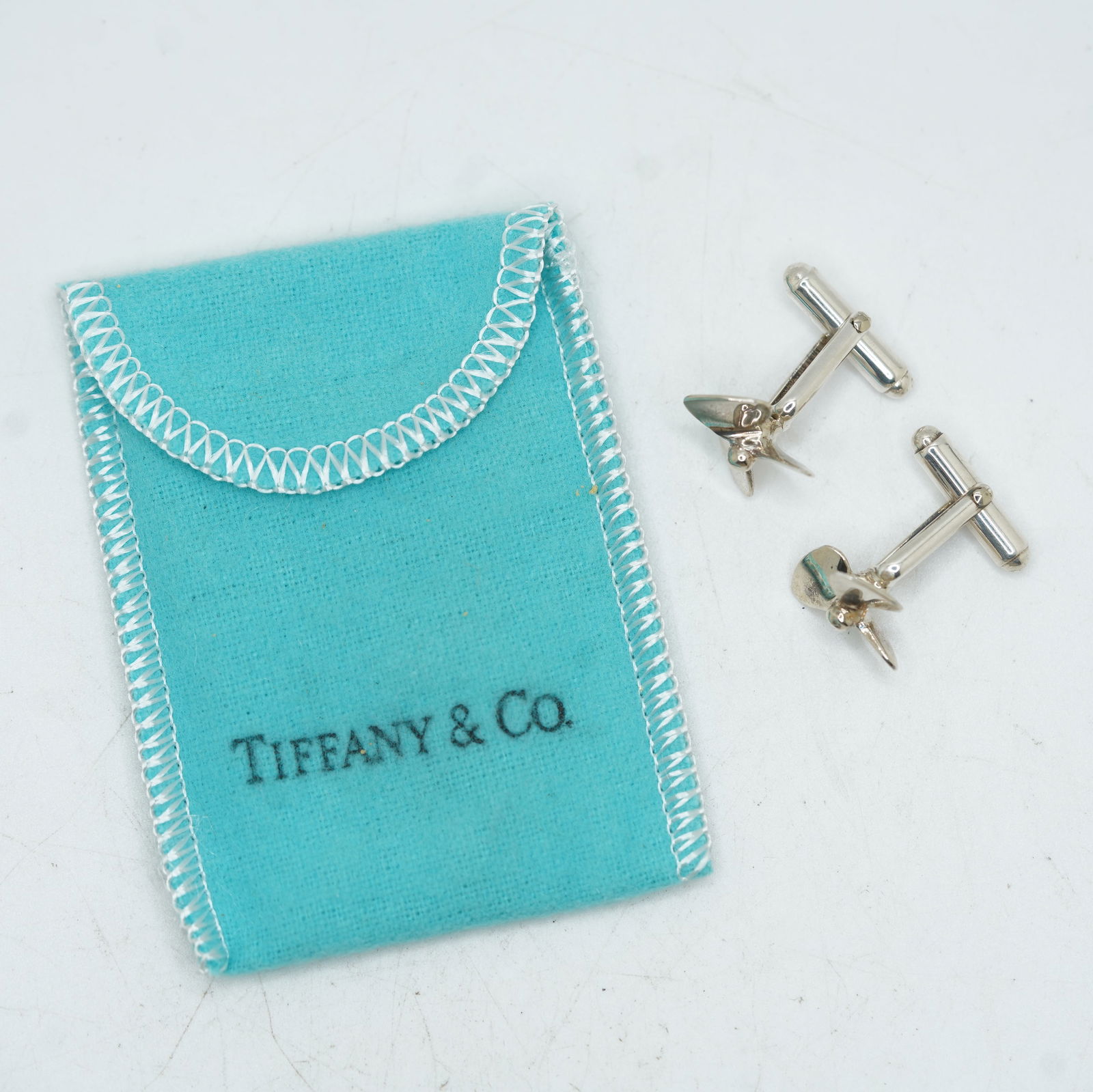 7.08 Grams .925 Sterling Silver TIFFANY & CO Propeller Cuff Links 1 in. x 7/8 in. With Fabric Pouch (1 of 8)