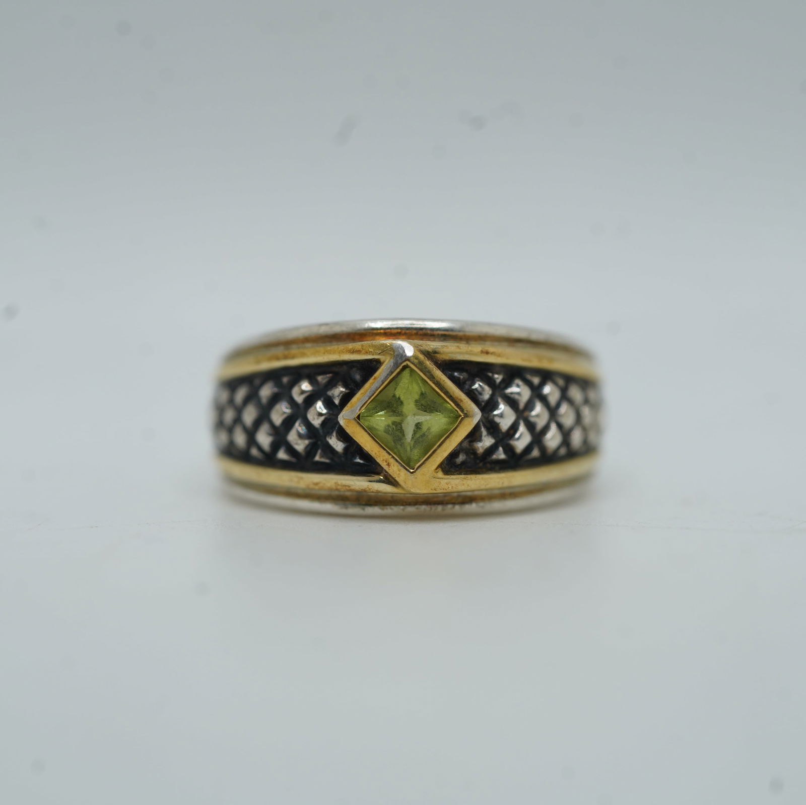 .925 Sterling Silver With Vermeil Peridot Ring Size 7.25 , 7/8 in. x 1/2 in. (1 of 10)
