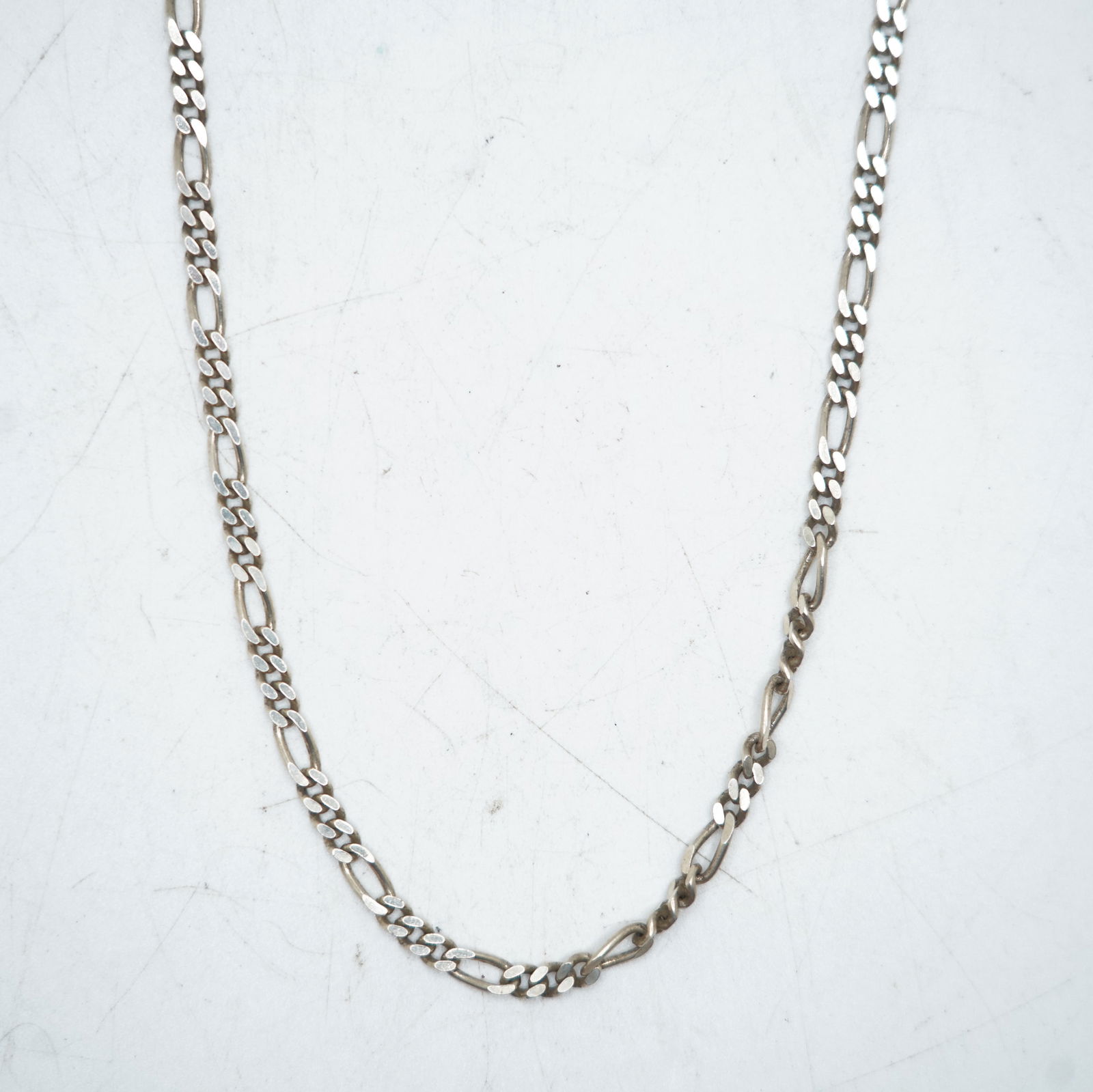 14.61 Grams .925 Sterling Silver Figaro Link Necklace 24 inches Length x 1/8 in. (1 of 6)