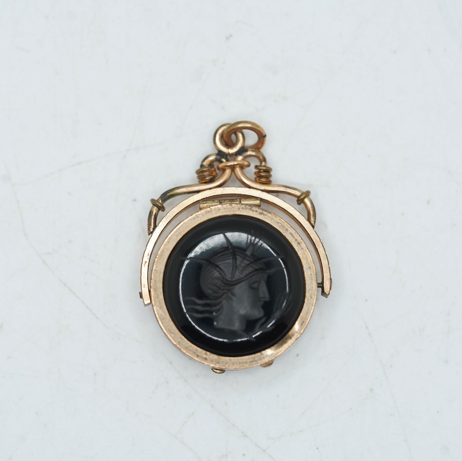 6 DWT Total Weight Victorian 1800s Warrior Locket, Black Onyx Intaglio Warrior Knight Cameo Mounted: 6 DWT Total Weight Victorian 1800s Warrior Locket, Black Onyx Intaglio Warrior Knight Cameo Mounted in G.F. Frame, Unusual Double Sided. 1 1/2 x 1