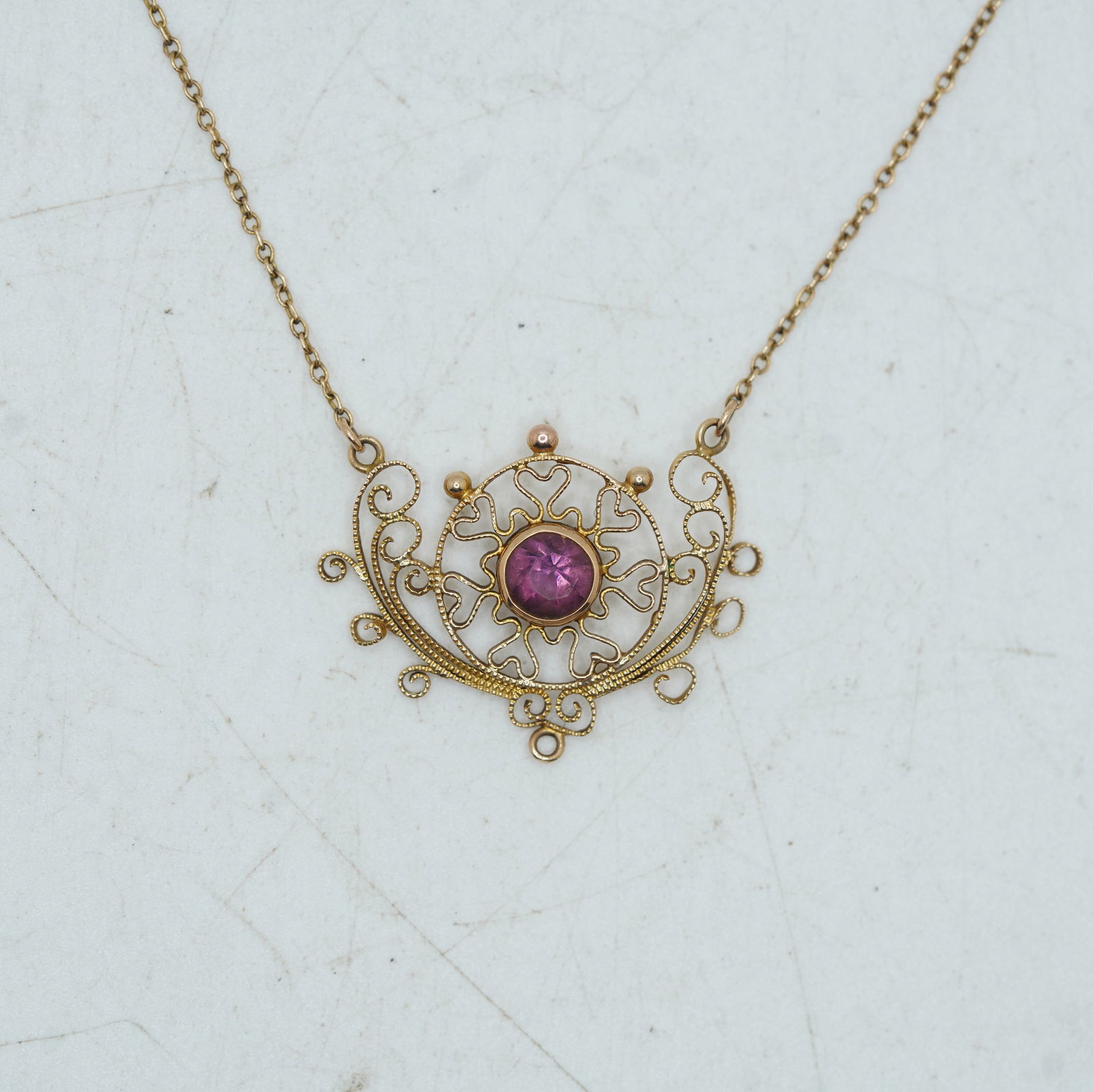 1.14 DWT 10K Gold Victorian Pendant Necklace on 10K Gold 14 in. Chain. pendant size 1 in. x 3/4 in. (1 of 8)