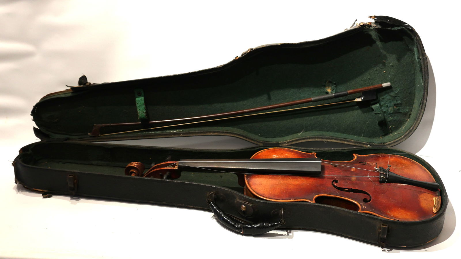 Antique Violin, Ernst Kreusler Sachsen Copy of Antonius Stradivarius, Roth Glasser Bow, Hard Case (1 of 15)