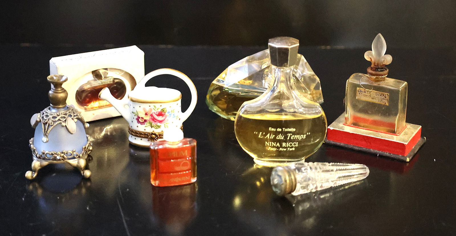 [8] 7 Assorted Perfume Bottles and 1 Porcelain Trinket Box, Sizes 1.5 inches to 3.5 inches (1 of 3)