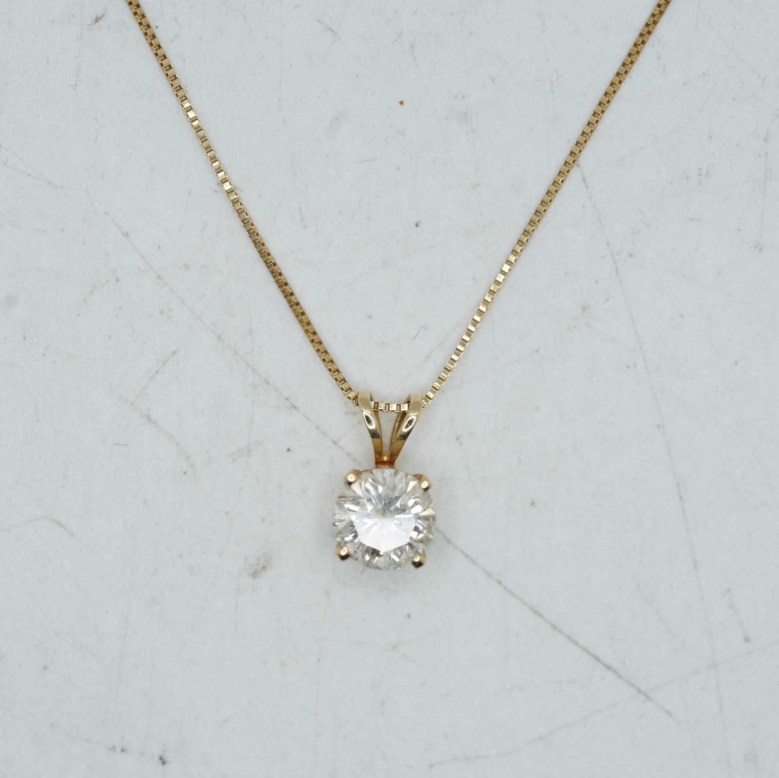 1.04 DWT 14K Yellow Gold Diamond .40 Ct. Pendant Necklace on 14K Yellow Gold 19 in. Chain (1 of 9)