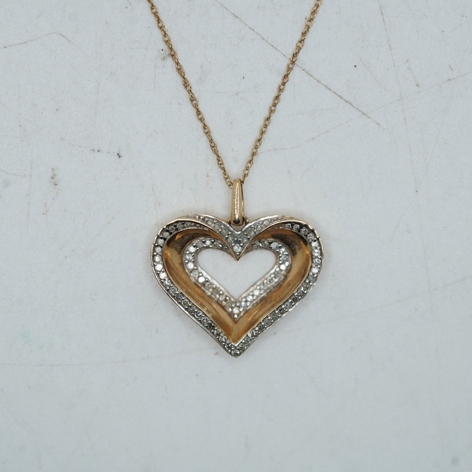 2.30 DWT 10K Yellow Gold Double Sided Diamond Heart Pendant Necklace on 10K Yellow Gold 18 in. (1 of 10)