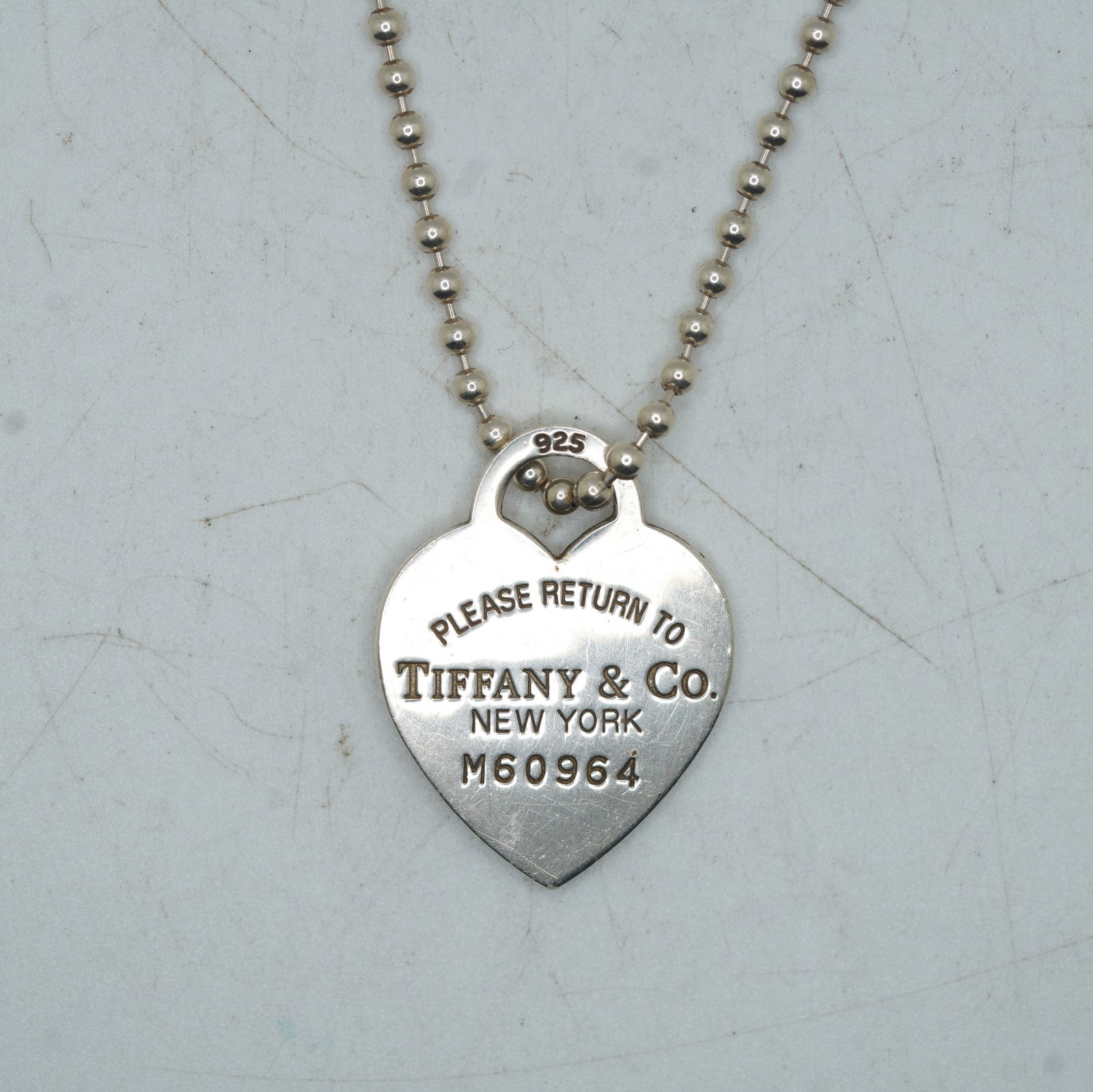 Tiffany & Co .925 Sterling Silver Return to Tiffany & Co New Yotrk Pendant Necklace 34 in. Chain (1 of 10)