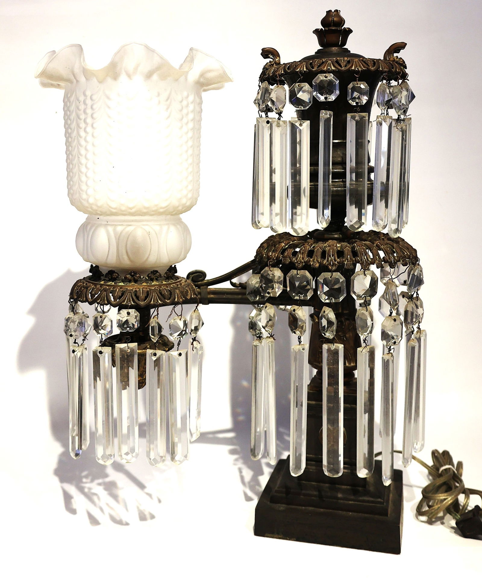 Antique Argand lamp from the early 19th century, Satin Glass Shade, Hanging Crystal Prisms (1 of 6)