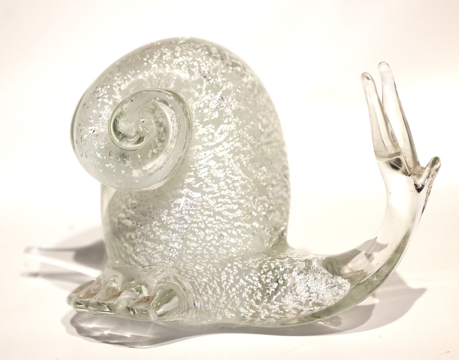 Murano Italian Clear Art Glass Snail Sculpture 7 inches length: Murano Italian Clear Art Glass Snail Sculpture ; Size: 4 1/2 inches height, 7 inches length, 5 1/2 inches wide