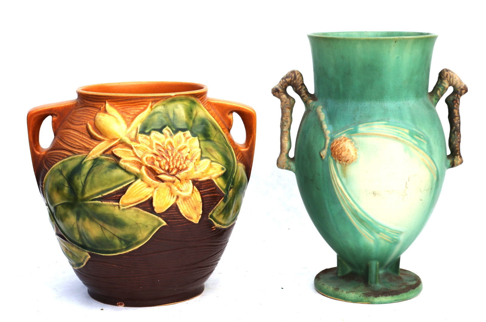 Roseville Water Lily Vase [flaw by handle] and Roseville Luffa Vase (1 of 7)