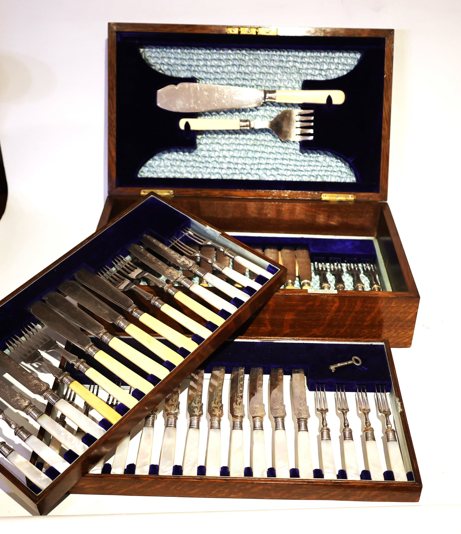 Spectacular Antique 50 Piece Fish Cutlery Set, 3 Fitted Trays in Oak Presentation Box (1 of 9)