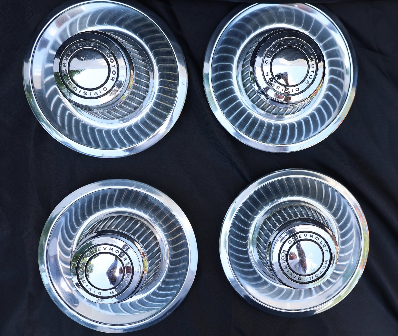 Set of 4 Original Chrome Hub Caps For 1960's Chevrolet Chevelle or Chevrolet Corvette (1 of 5)