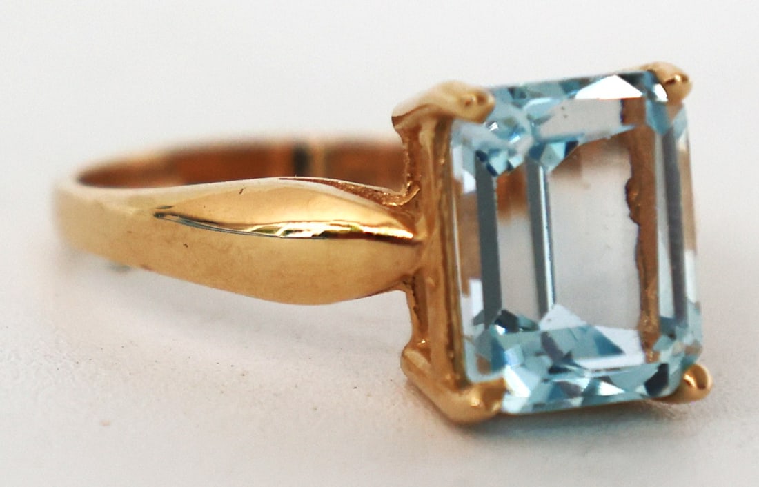 14K Yellow Gold 2.1 DWT with Large Blue Topaz Stone Ring Size 7.5 - Elegant - 3/4 in. x 1/2 in. (1 of 5)