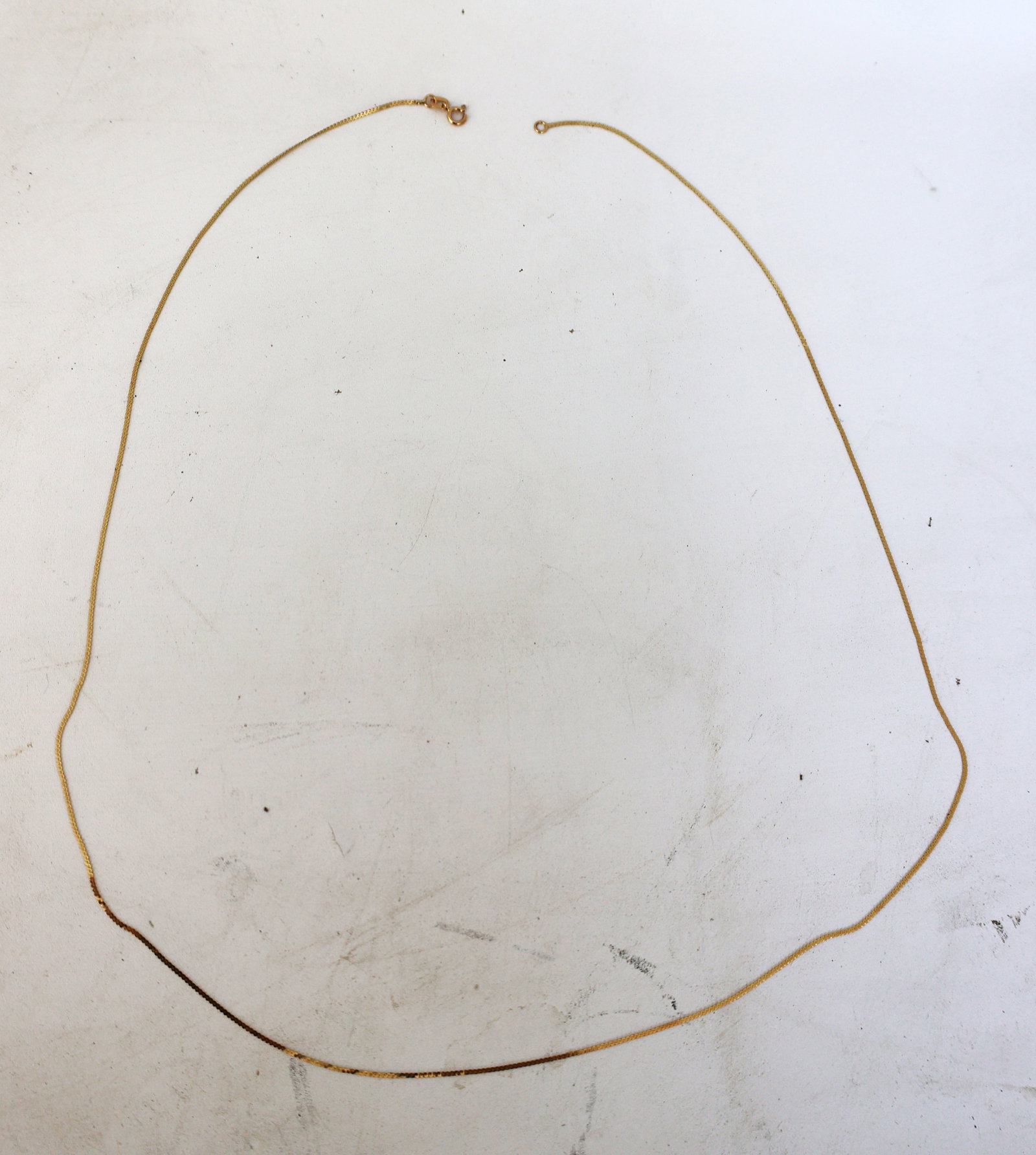 14K Yellow Gold 1.2 DWT Fine Chain 24 inches Length: 14K Yellow Gold 1.2 DWT Fine Chain 24 inches Length