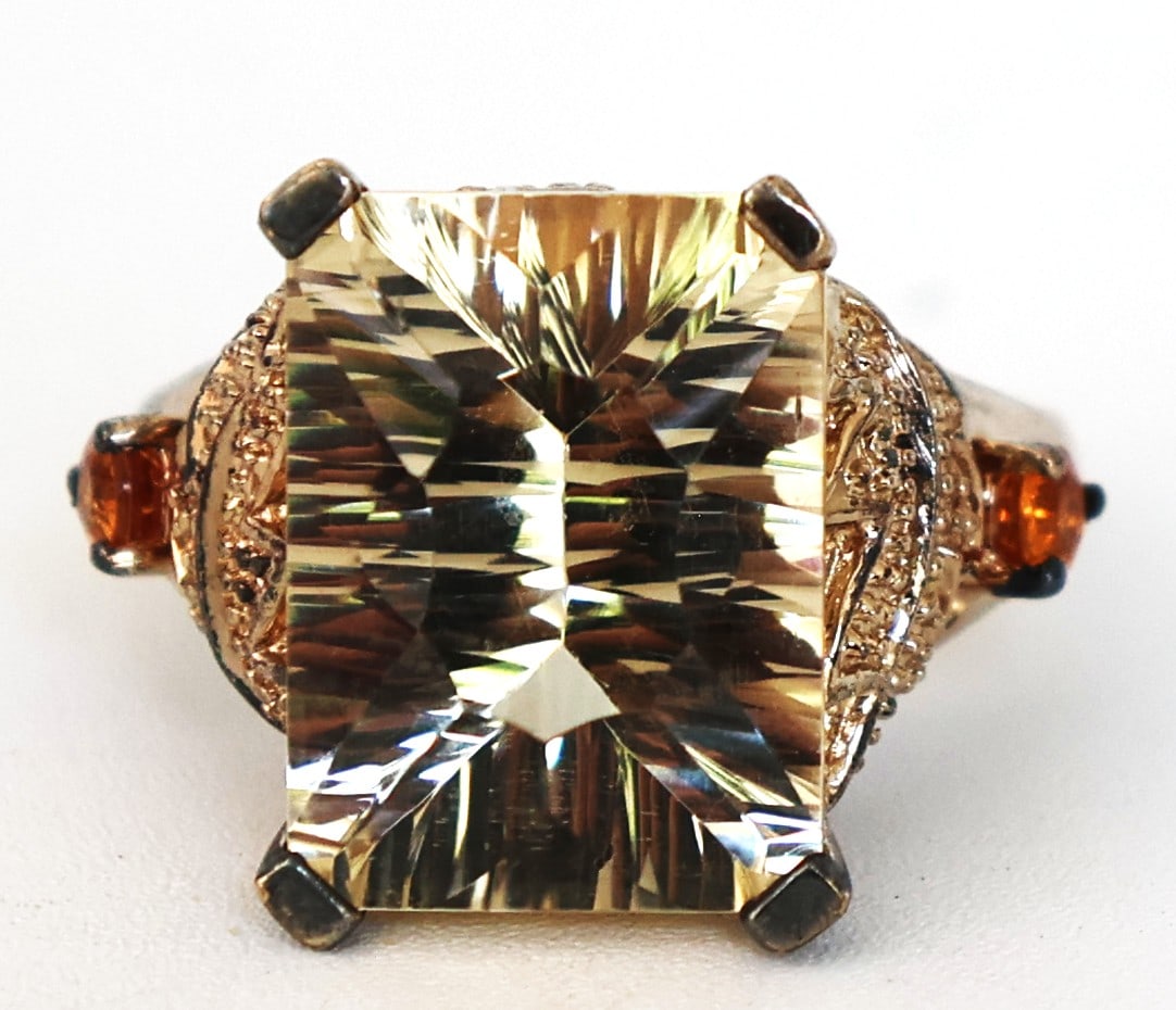 .925 Sterling Silver Large Citrine Color Stone Faceted with Two Orange Topaz Ring Size 8 (1 of 5)