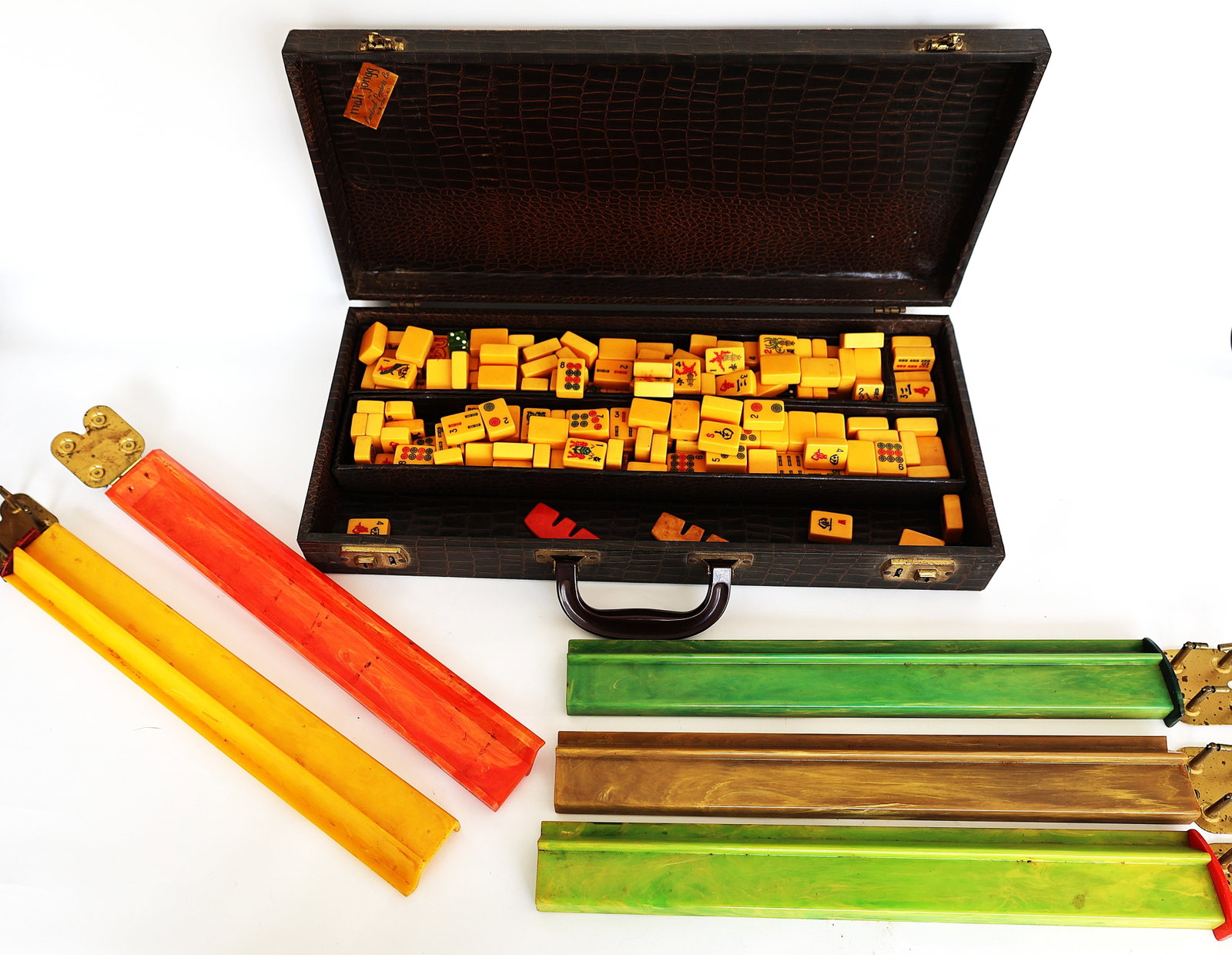 Vintage Chinese Bakelite Mahjong Mah-Jongg Set (1 of 6)