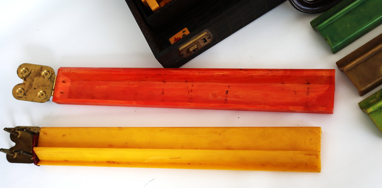 Vintage Chinese Bakelite Mahjong Mah-Jongg Set - 4