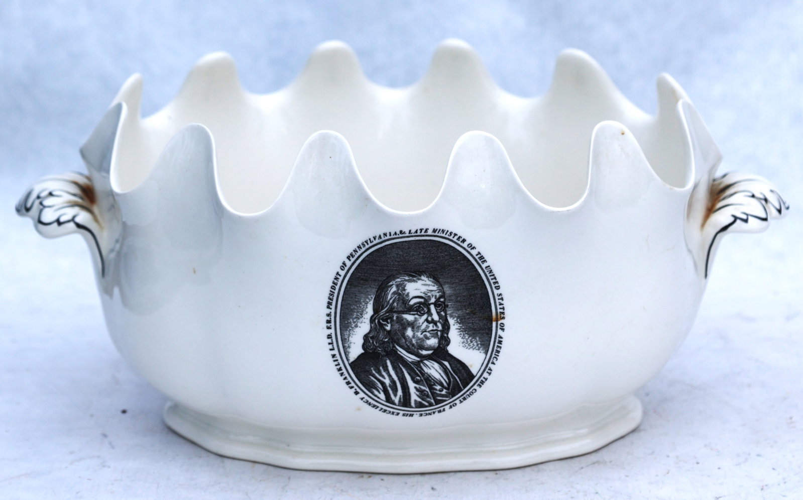Wedgwood Benjamin Franklin Monteith porcelain cachepot features a distinct creamware body with a sca (1 of 9)