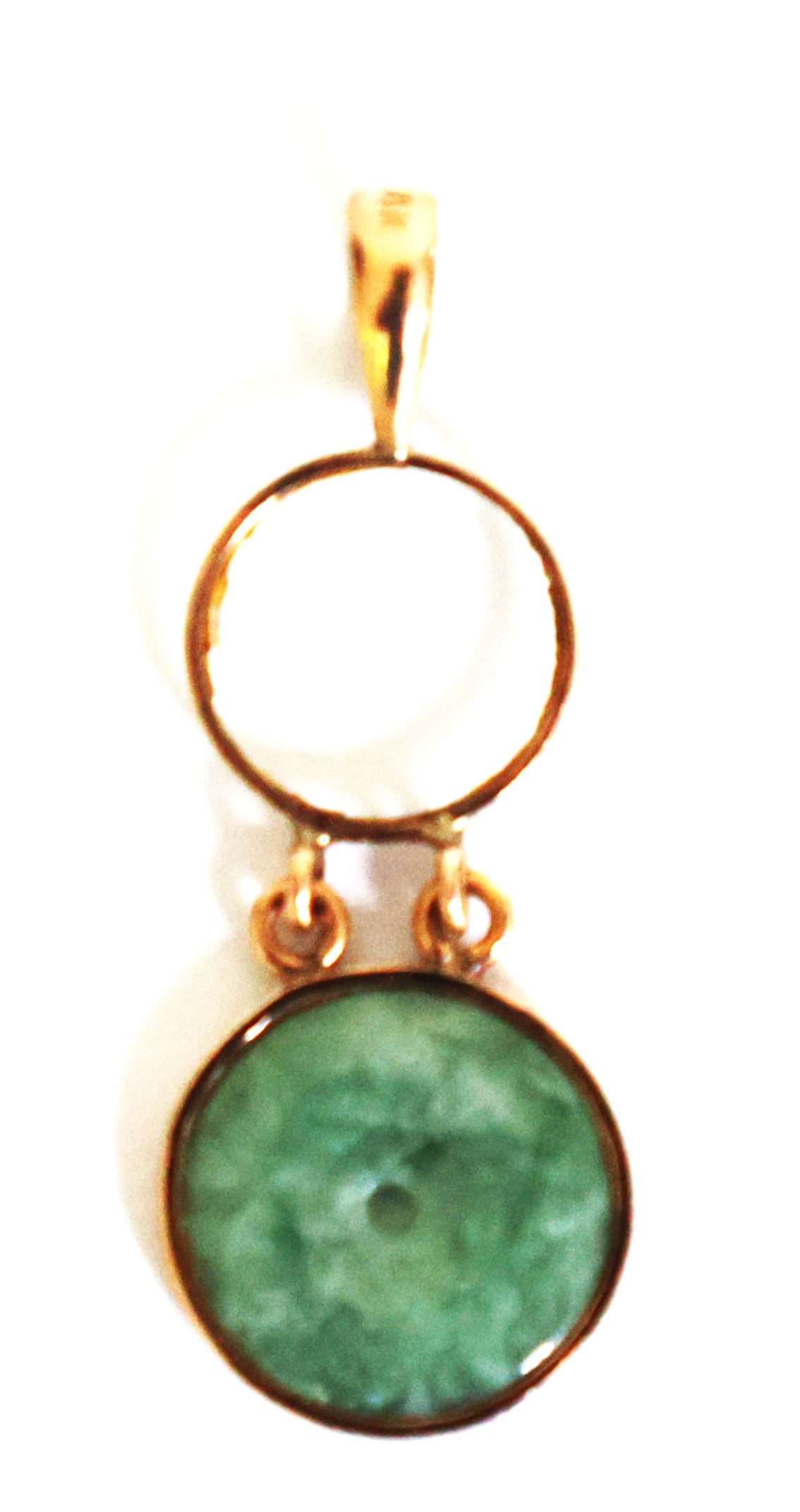 0.51 DWT 14K Yellow Gold and Jade Pendant (1 of 3)