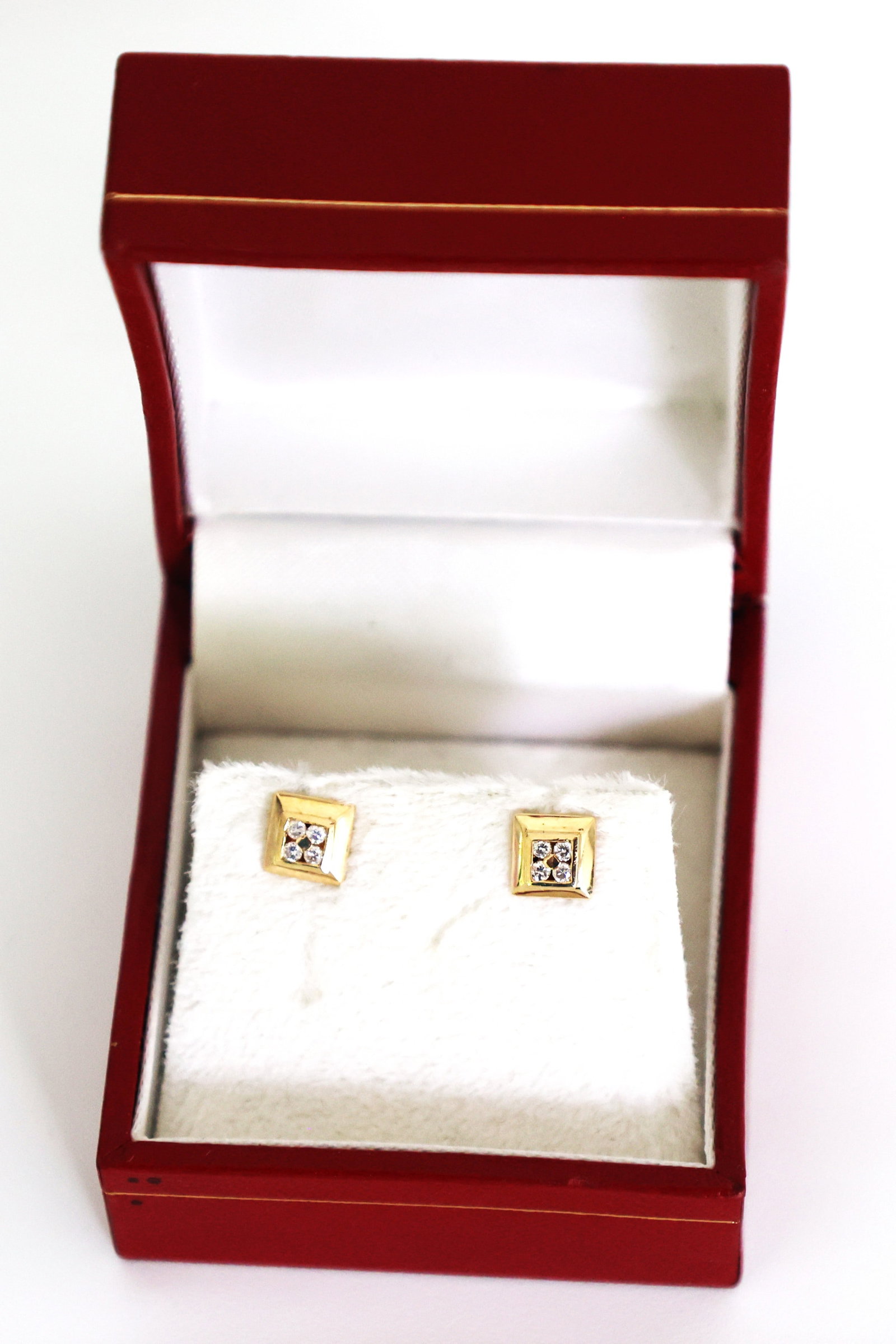 0.87 DWT 14K Yellow Gold Diamond Stud Earrings with 14K Gold Backs [4 Diamonds in Each] (1 of 3)