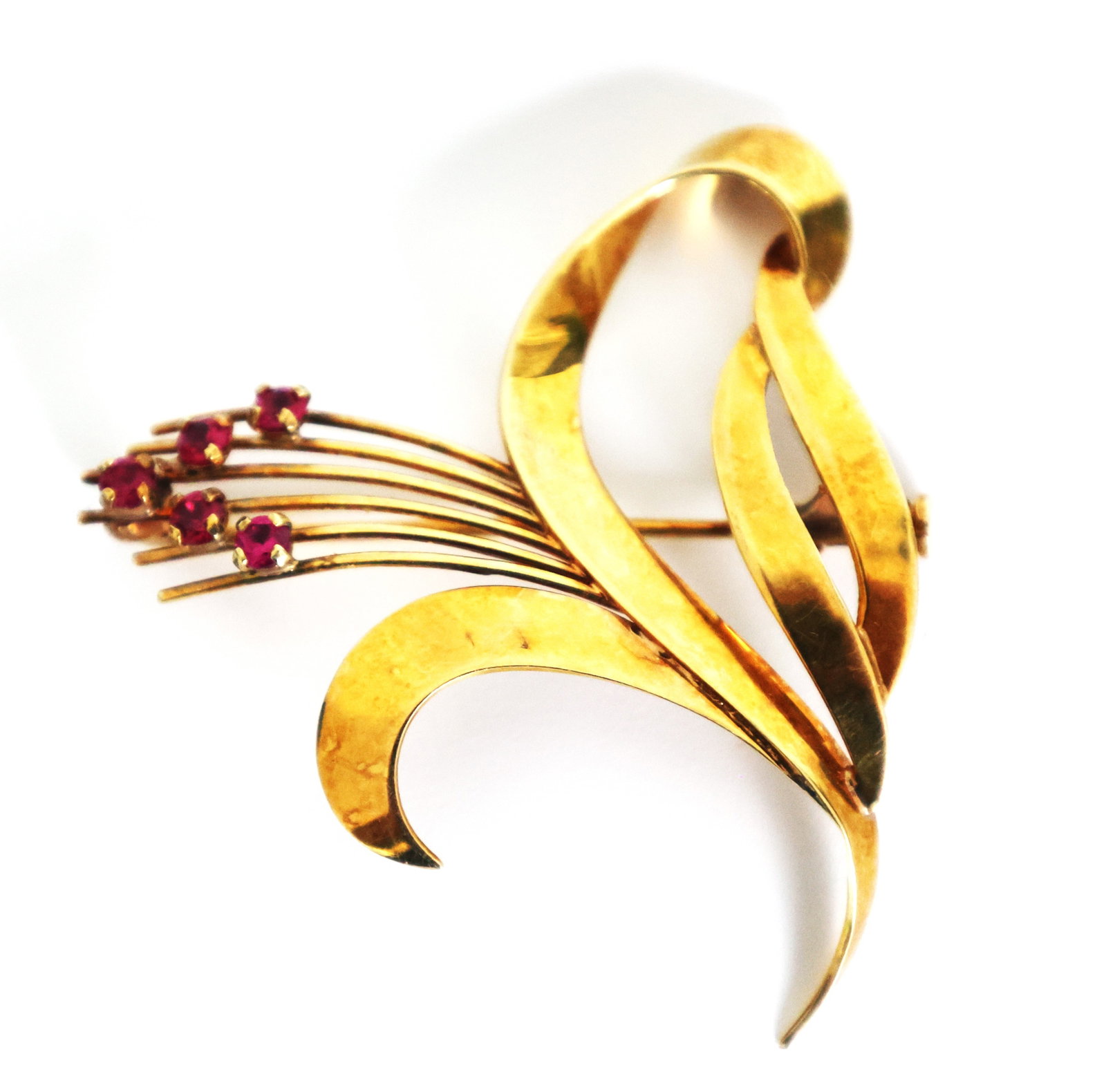 4.64 DWT 14K Yellow Gold Pin with a Stray of 5 Rubies ; 1 3/4 in. x 1 7/8 in. (1 of 3)