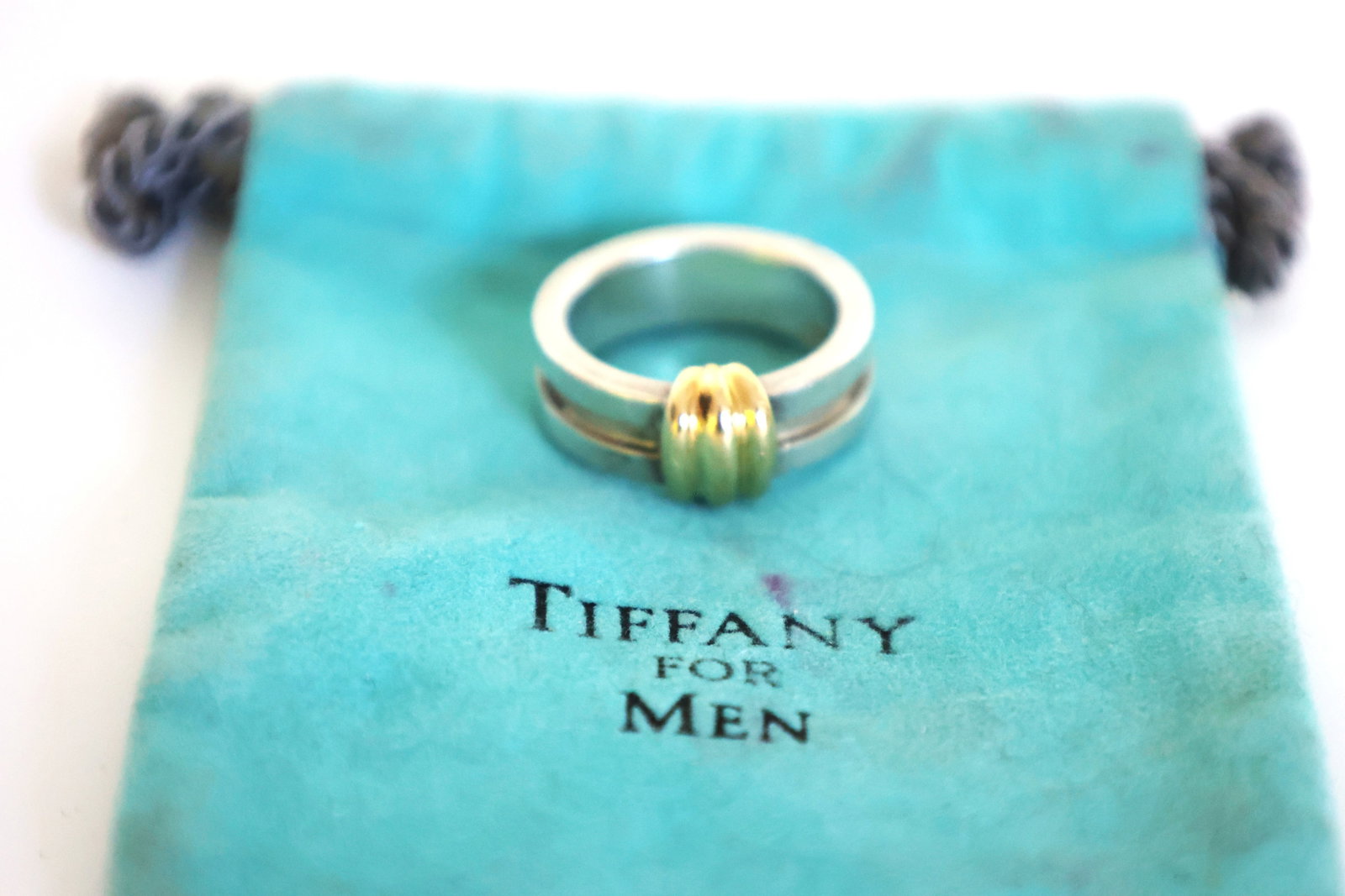 Tiffany & Co .925 Sterling Silver and 750 [18K Gold] 9.48 Grams Bow Atlas Groove Ring Size 8 (1 of 5)
