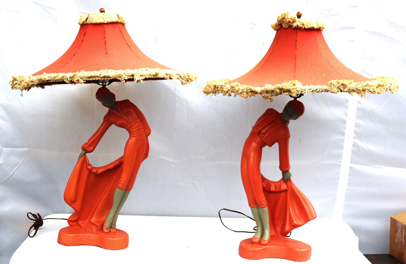 vintage Reglor of California chalkware lamps from the early 1950s featuring bullfighter figures (1 of 10)