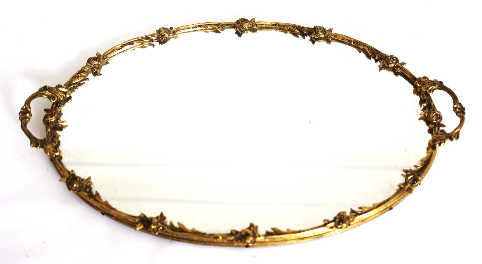 Vintage Ornate Brasss Frame Vanity Dresser Mirrored oval tray: Size: 1 in. height, 16 1/4 in. x 10 3/4 in. ; Vintage Ornate Brasss Frame Vanity Dresser Mirrored oval tray