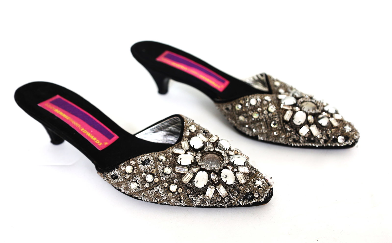SUSAN BENNIS - WARREN EDWARDS Woman's Shoes (1 of 6)