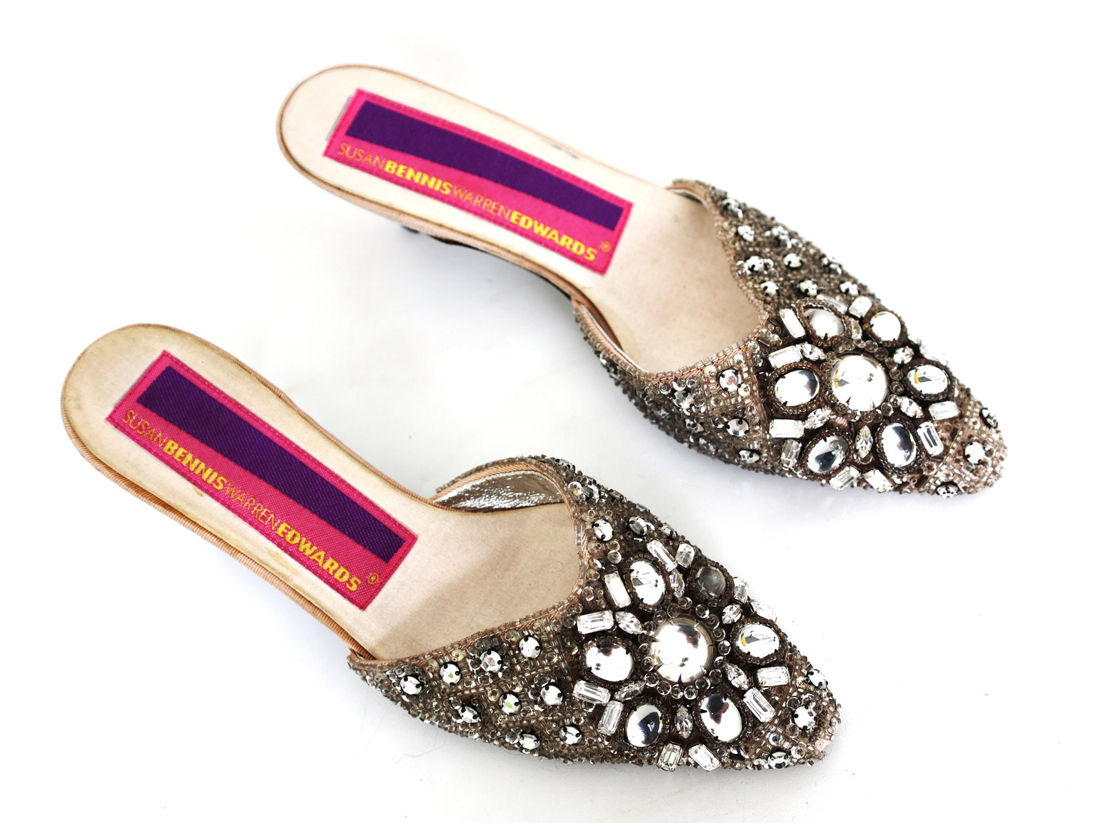 SUSAN BENNIS - WARREN EDWARDS Woman's Shoes (1 of 6)