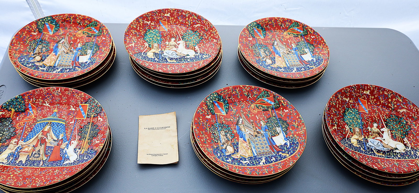 26 limited edition "La Dame à la Licorne" (The Lady and the Unicorn) Haviland & Parlon in Limoges,: Size: 9 3/4 in. diameter ; 26 limited edition "La Dame à la Licorne" (The Lady and the Unicorn) decorative plate produced by Haviland & Parlon in Limoges, France.