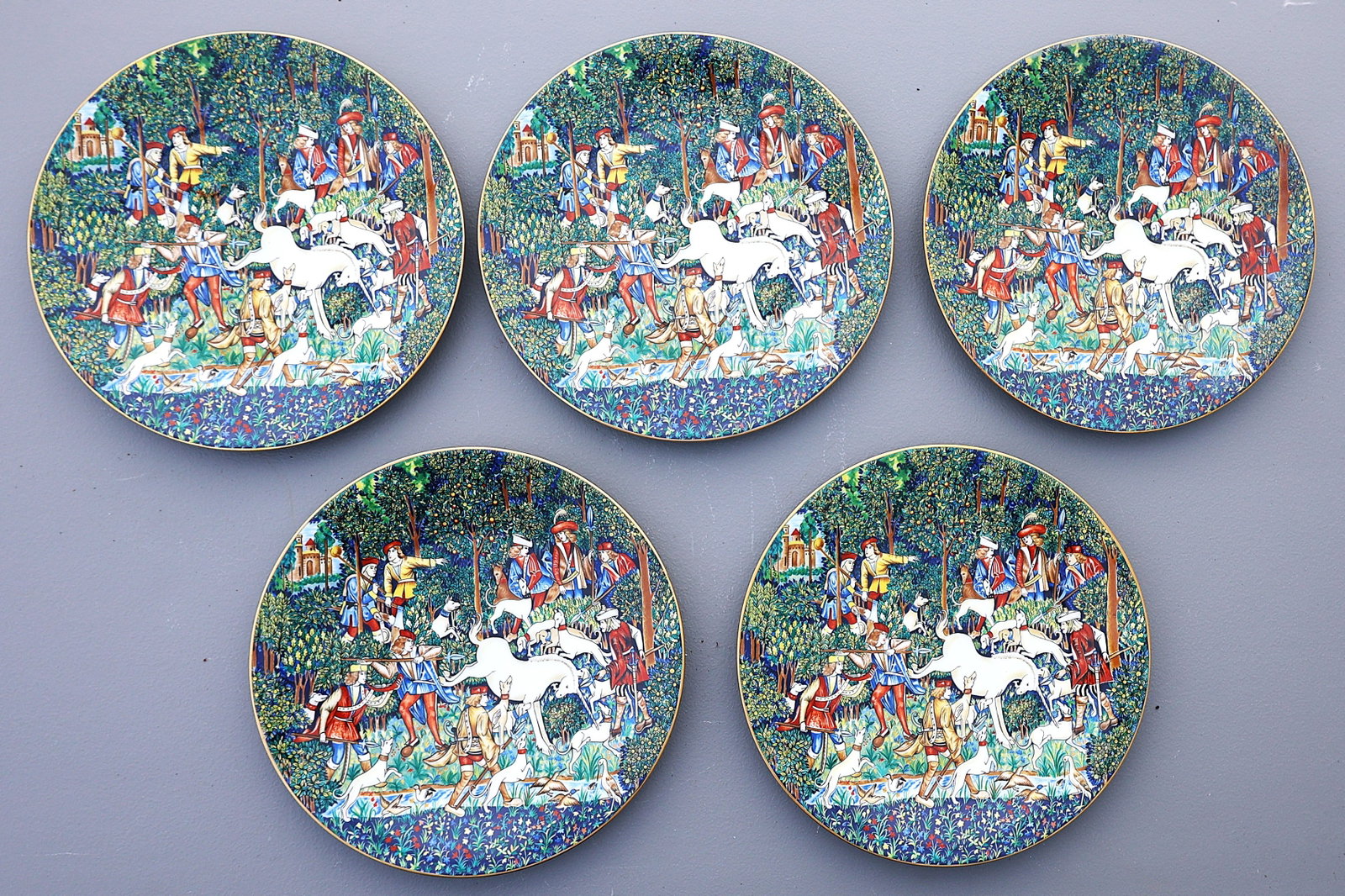 5 Haviland Limoges porcelain collector plate from the "La Chasse à la Licorne" series features (1 of 5)