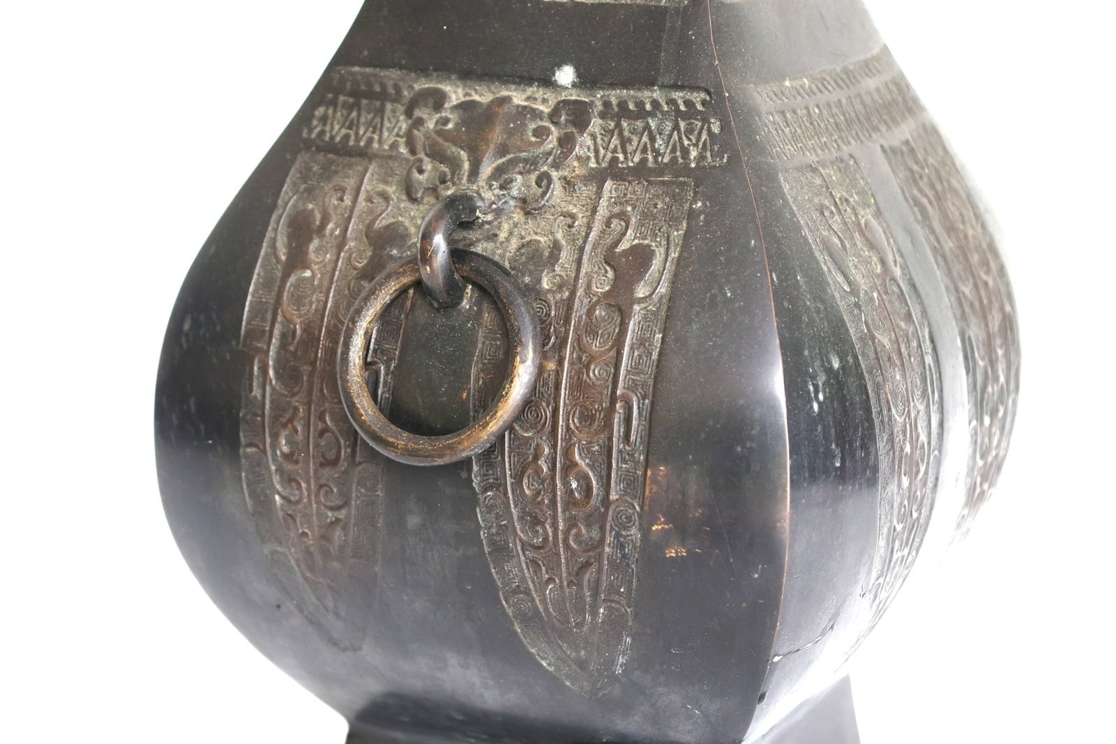 Chinese archaistic bronze vase (specifically a hu form) decorated with taotie mask designs. - 7