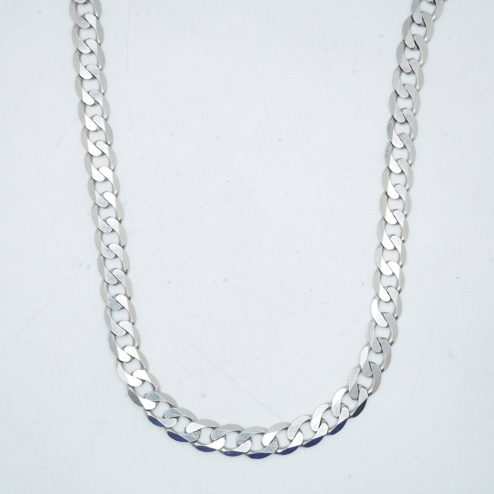 .925 Sterling Silver 50.77 Grams, Italy, Heavy Cuban Link Chain 24 1/4 in. length x 3/8 in. wide: .925 Sterling Silver 50.77 Grams, Italy, Heavy Cuban Link Chain 24 1/4 in. length x 3/8 in. wide