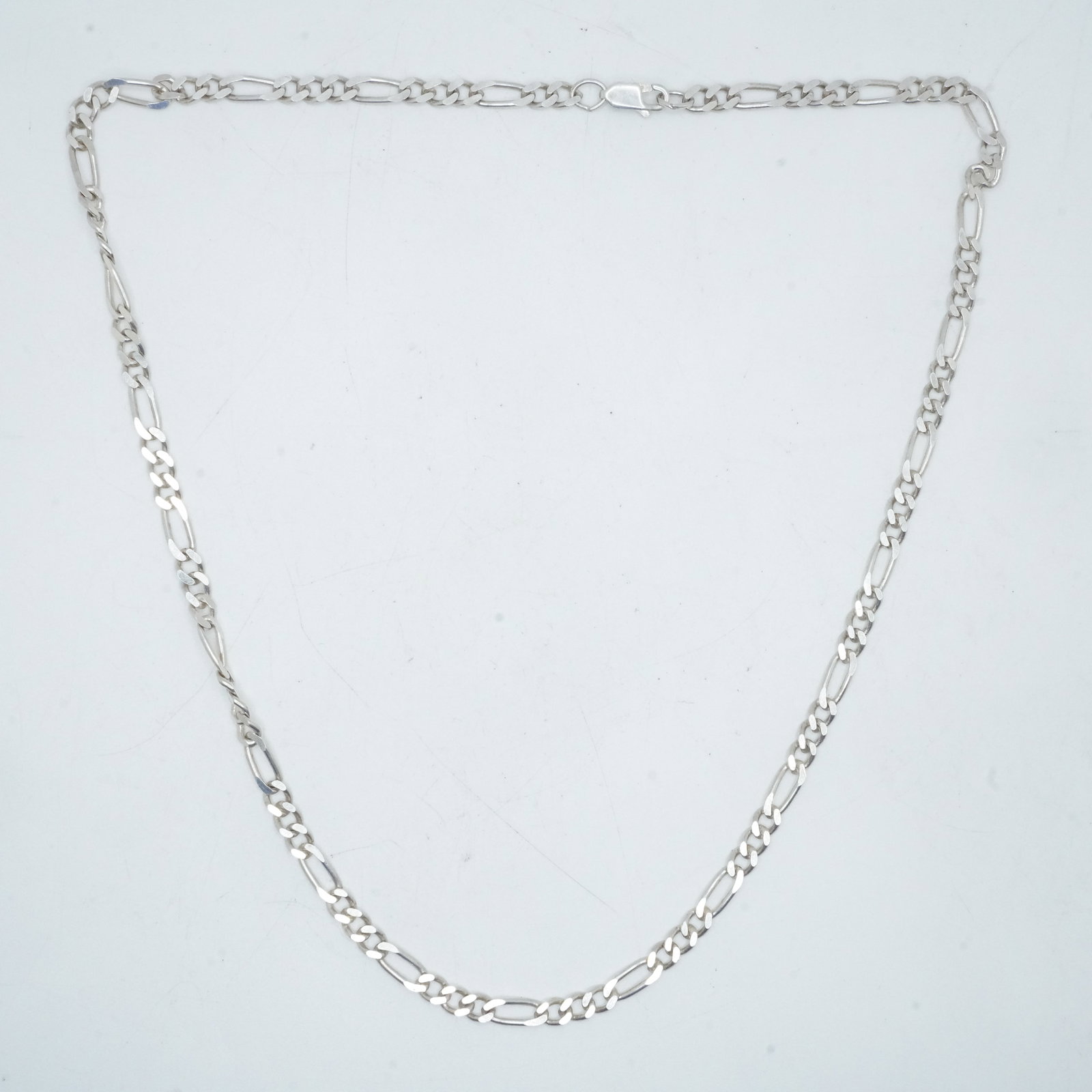 .925 Sterling Silver 15.81 Grams, Figaro Link Necklace 20 inches length x 1/4 in.: .925 Sterling Silver 15.81 Grams, Figaro Link Necklace 20 inches length x 1/4 in.