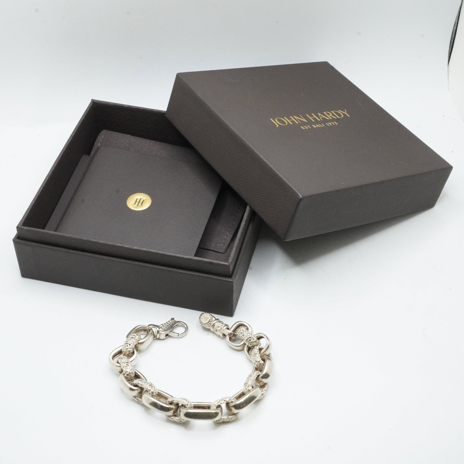 Sterling Silver 46 Grams, JAI by JOHN HARDY Forget Me Not Link Bracelet in Box: Sterling Silver 46 Grams, JAI by JOHN HARDY Forget Me Not Link Bracelet in Box. 8 in. x 5/8 in.