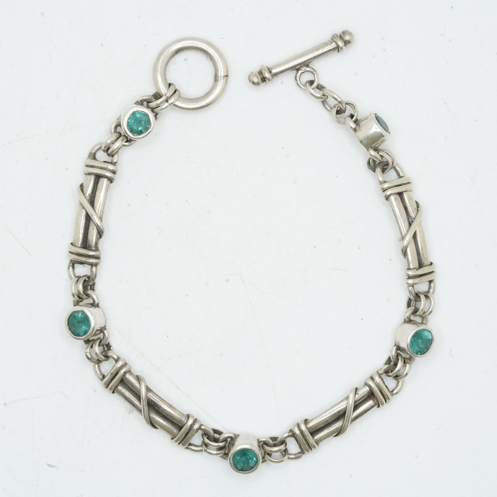 Sterling Silver 13.88 Grams, Bamboo Wrapped Links with 5 Blue Amethyst Stones Bracelet: Sterling Silver 13.88 Grams, Bamboo Wrapped Links with 5 Blue Amethyst Stones Bracelet. 7 1/4 in. x 1/2 in.