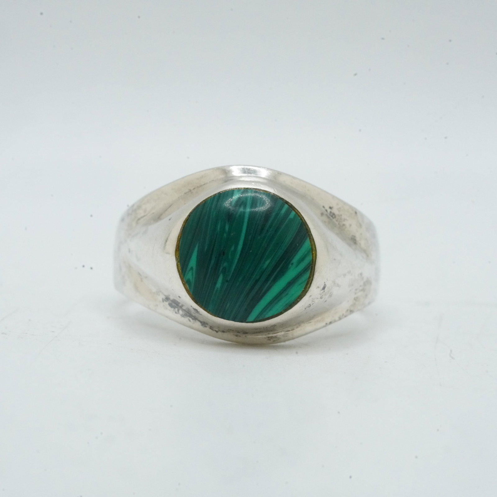 12.79 Grams .925 Sterling Silver Malachite Stone Ring Size 12, marked 925 Mexico, 1 in. x 5/8 in. (1 of 9)