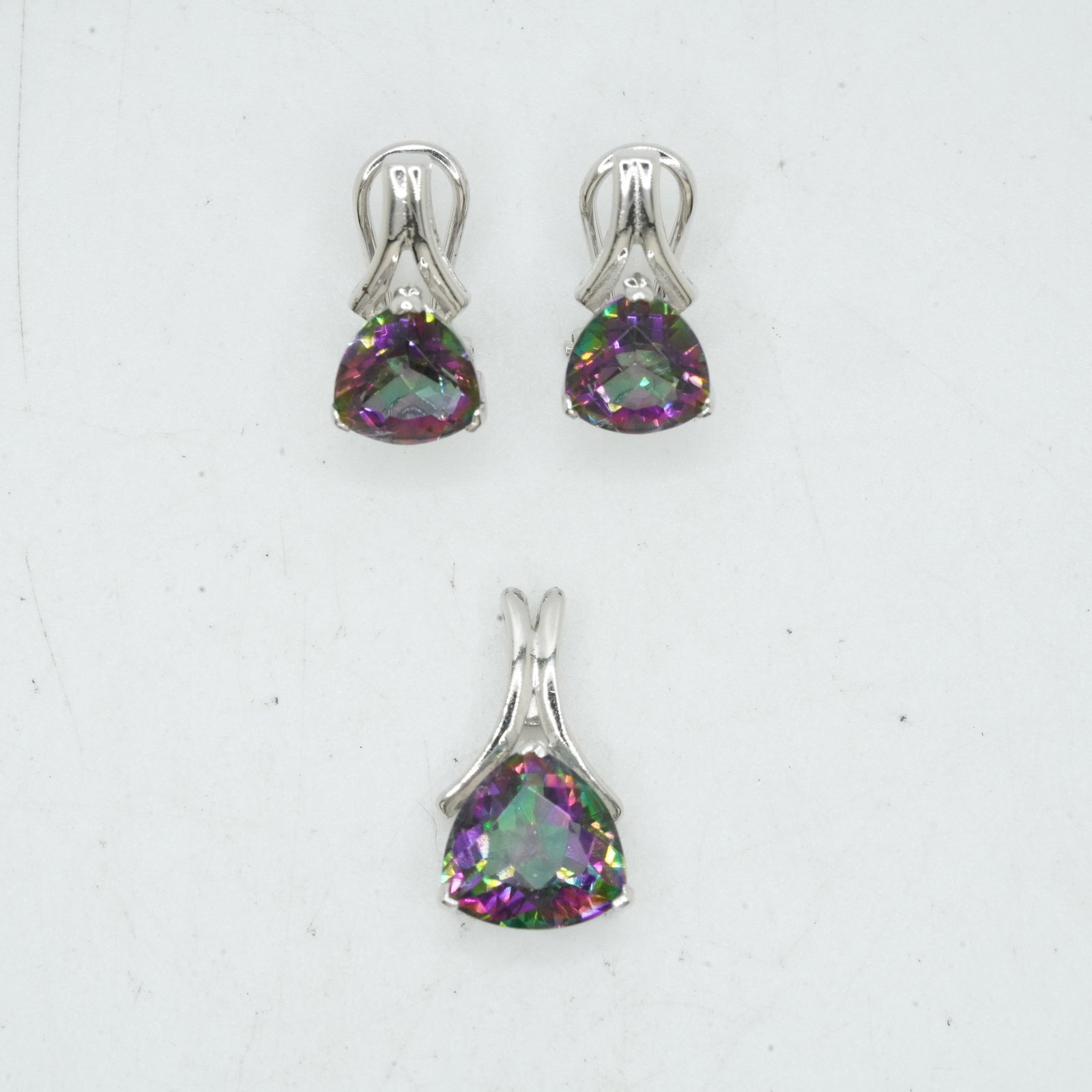 4.26 Grams .925 Sterling Silver JH 3-pc. Mystic Topaz Pierced Earrings and Pendant: 4.26 Grams .925 Sterling Silver JH 3-pc. Mystic Topaz Pierced Earrings 5/8 in. x 3/8 in. and Pendant 3/4 in. x 1/2 in.