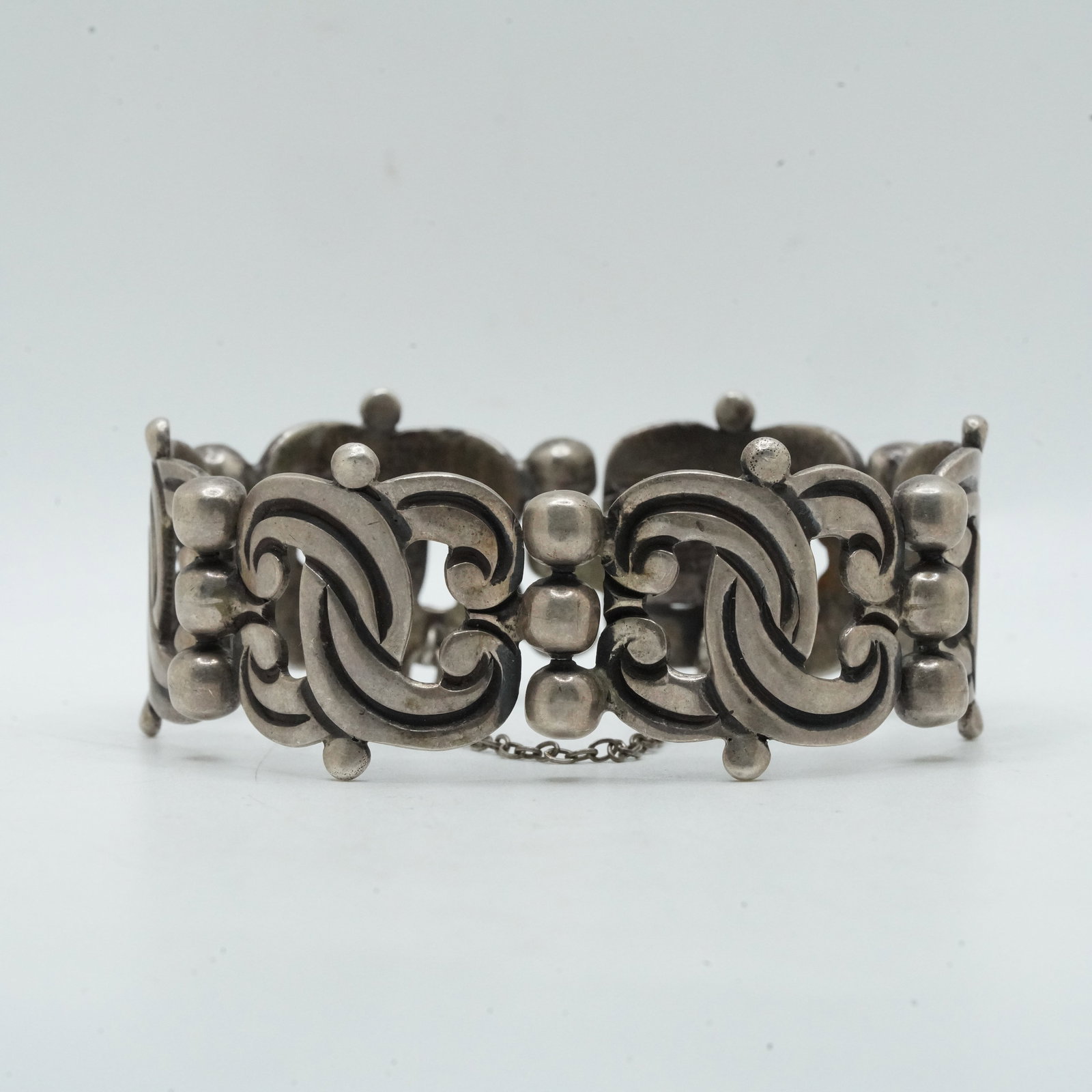 46.27 Grams .925 Sterling Silver Swirl Panels and Large Beads Bracelet, Sterling 925 Taxco (1 of 10)