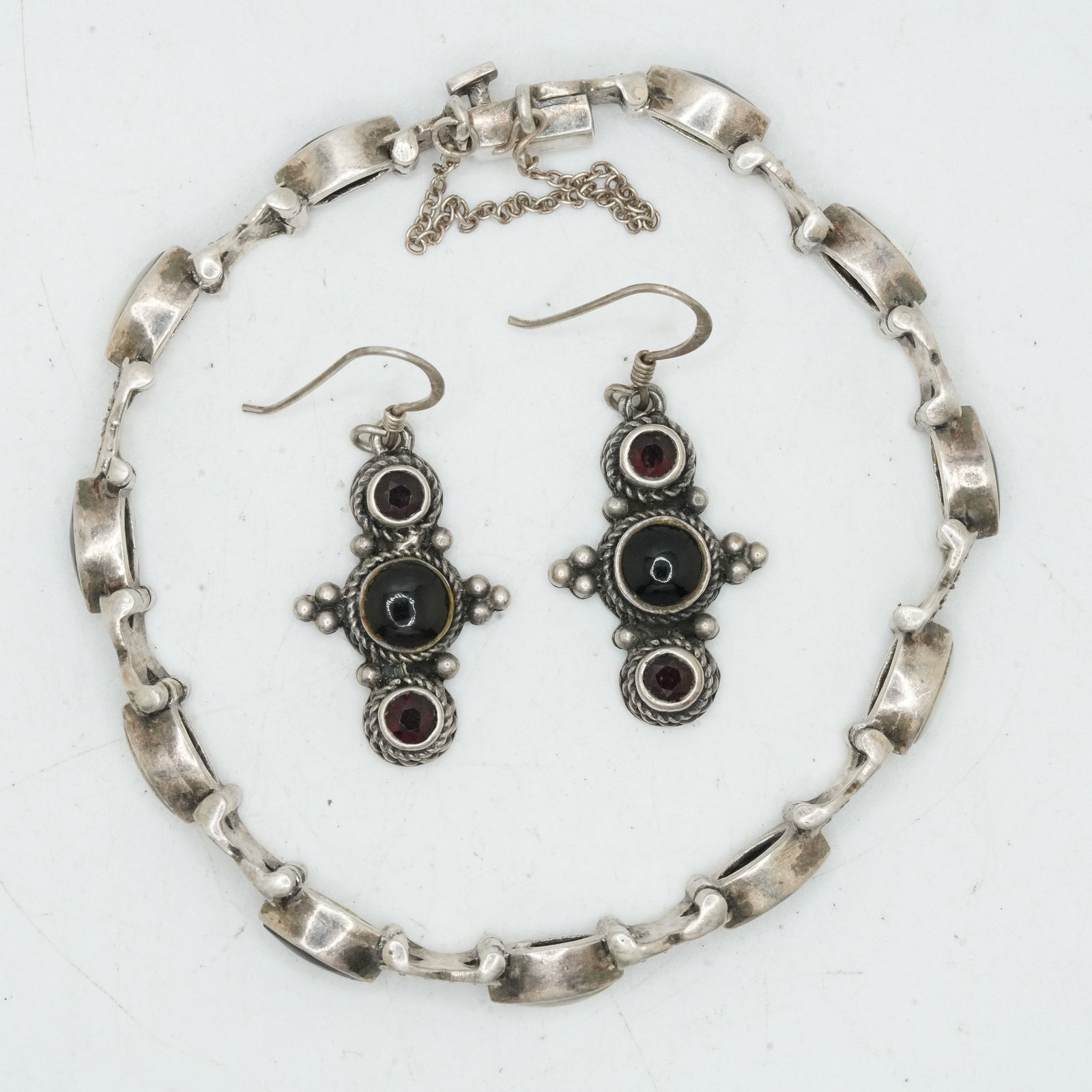 25.87 Grams .925 Sterling Silver Black Onyx, MOP and Marcasites Bracelet; .925 CW Sterling & (1 of 13)